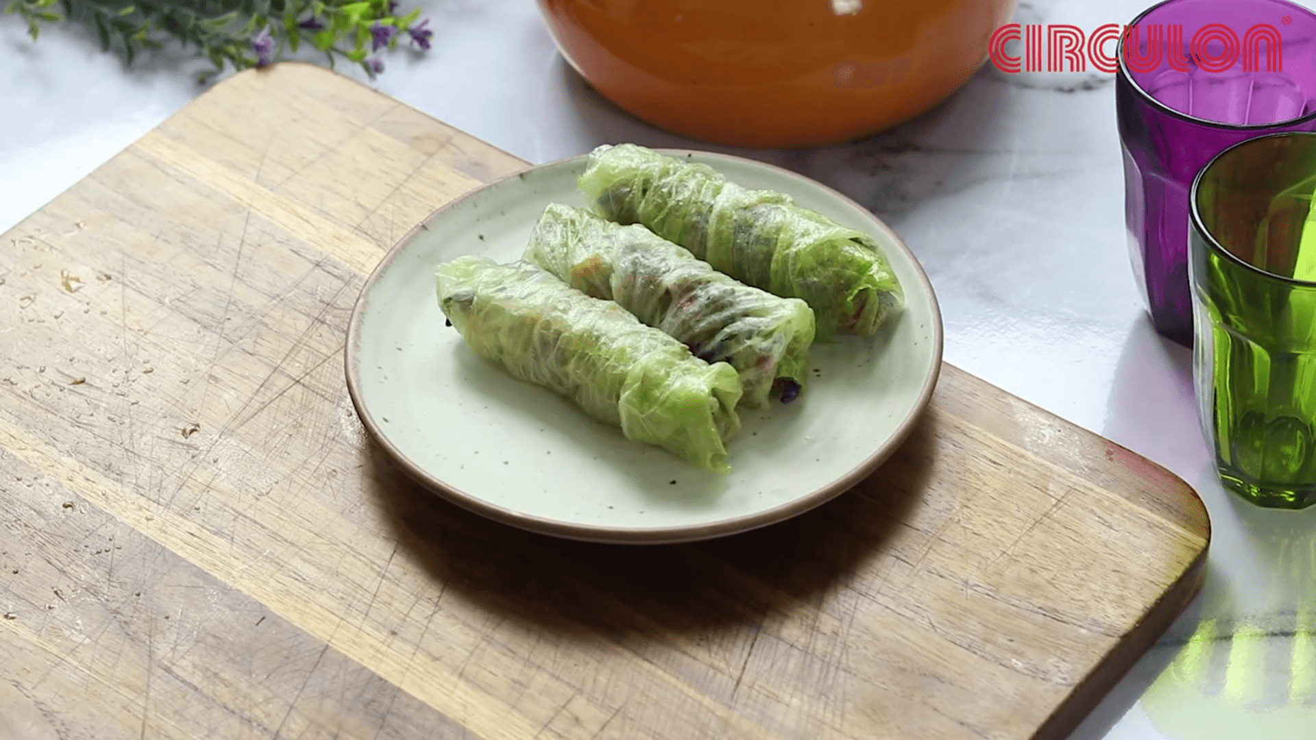 Sesame and Lettuce Wraps