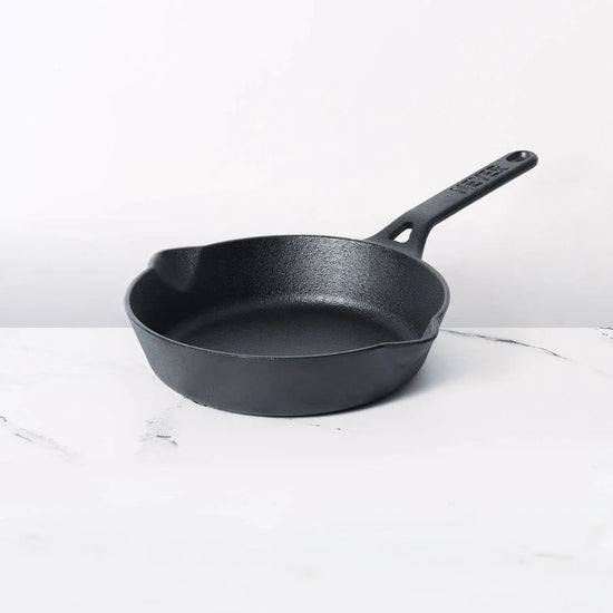 Pros and Cons of Cast Iron Pans - Evergreen Kitchen