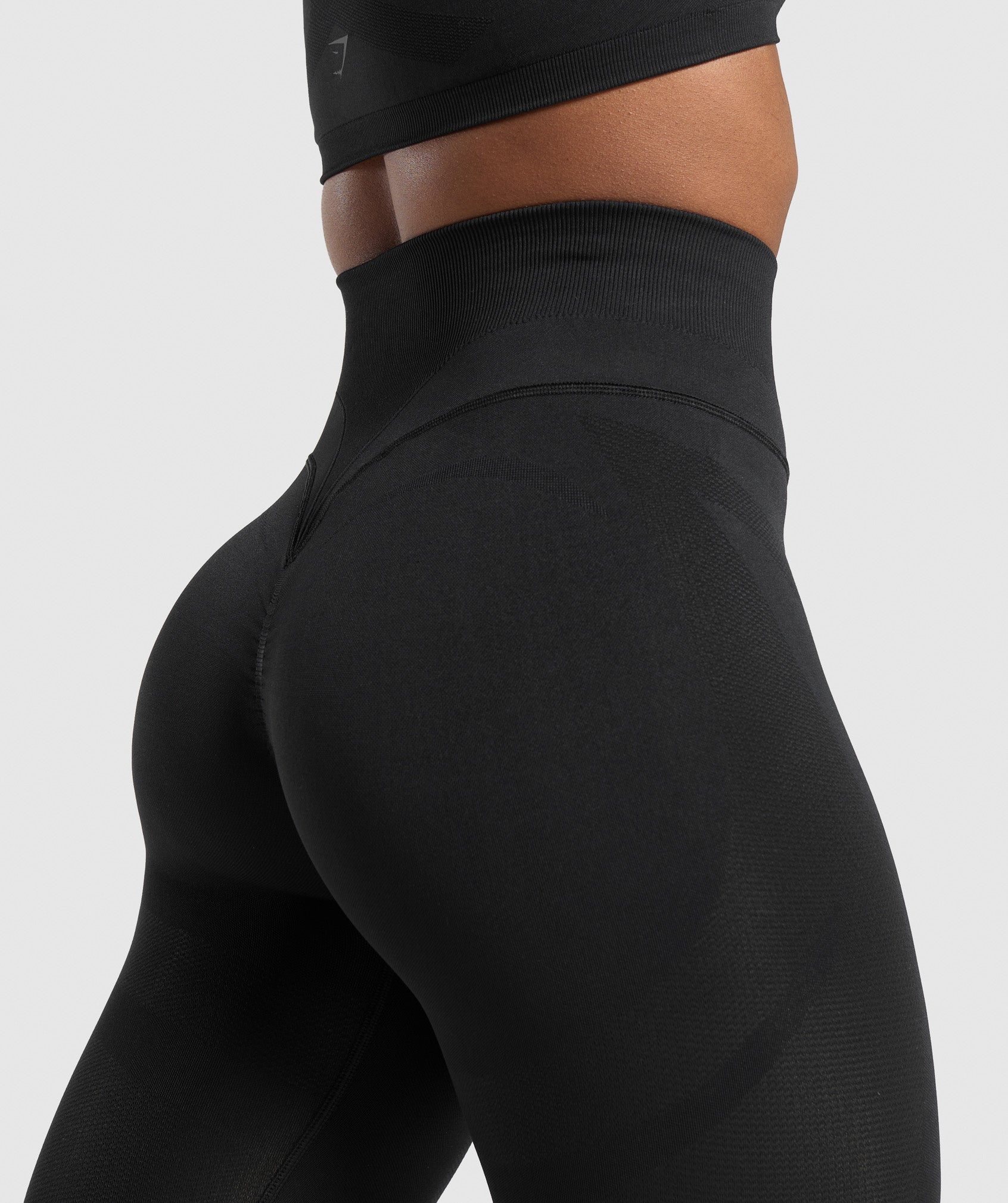 Activate Seamless Leggings in Black - view 6