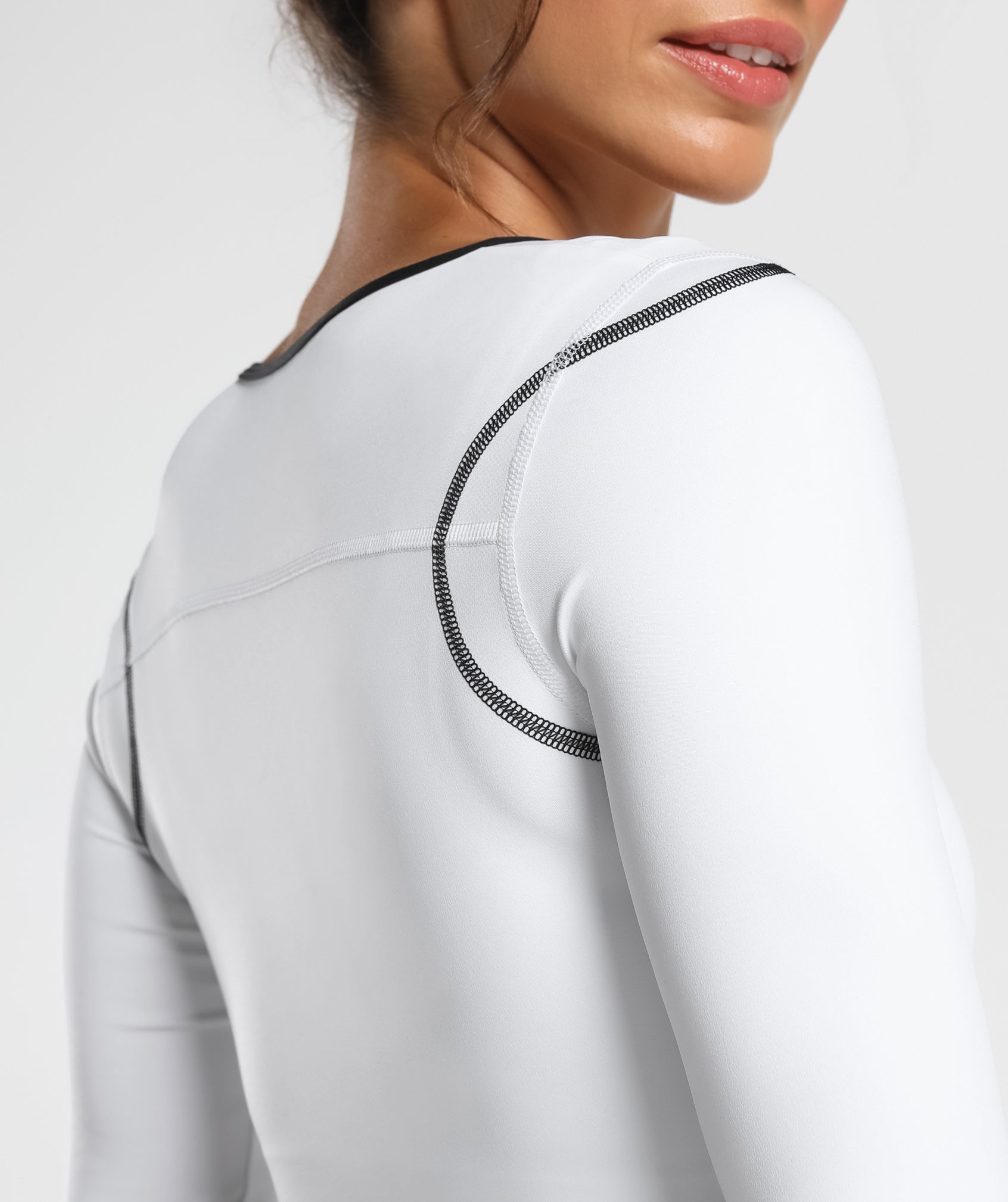 Contrast Long Sleeve Crop Top in White - view 6