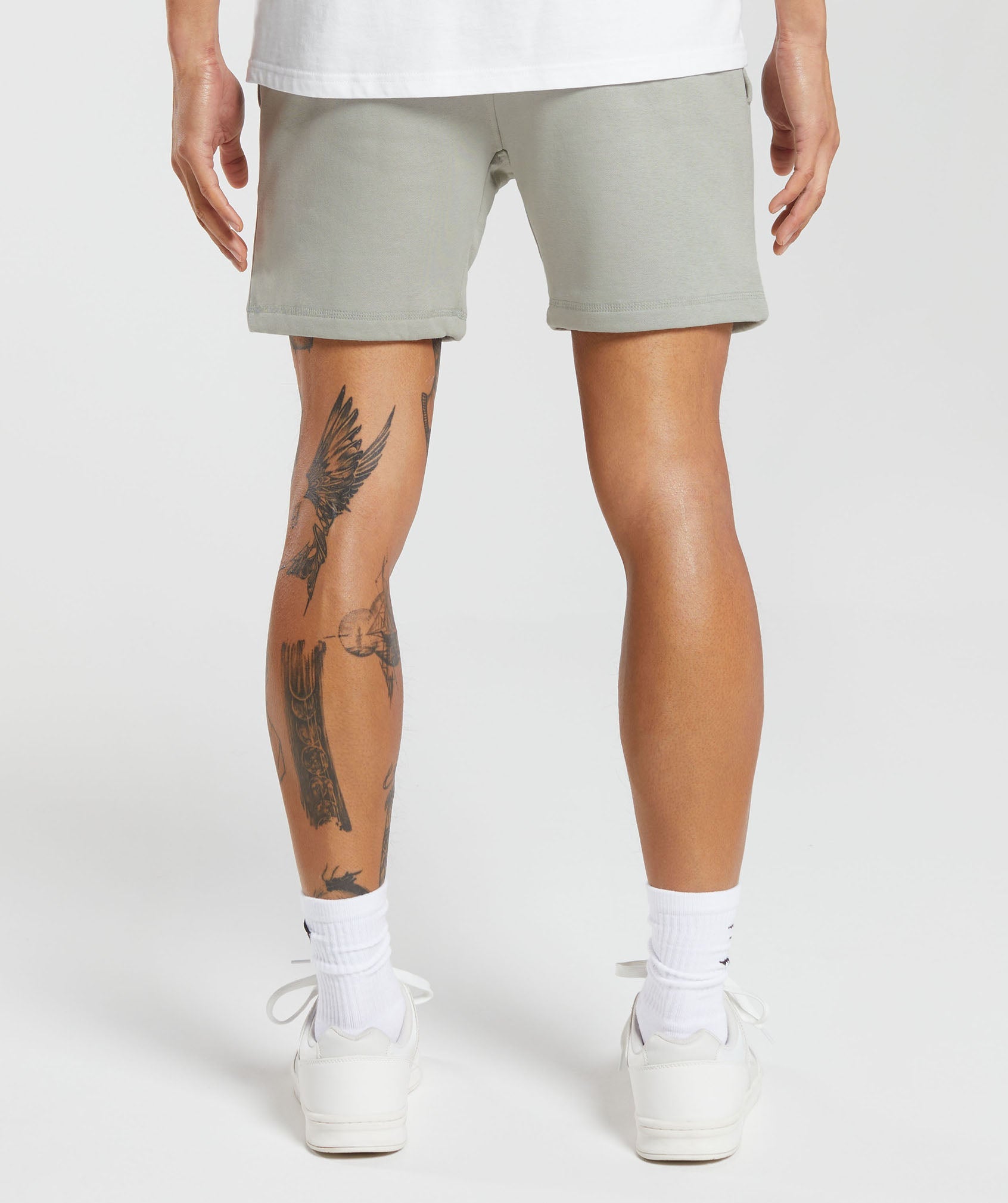 Gymshark Crest 7 Shorts - Stone Grey