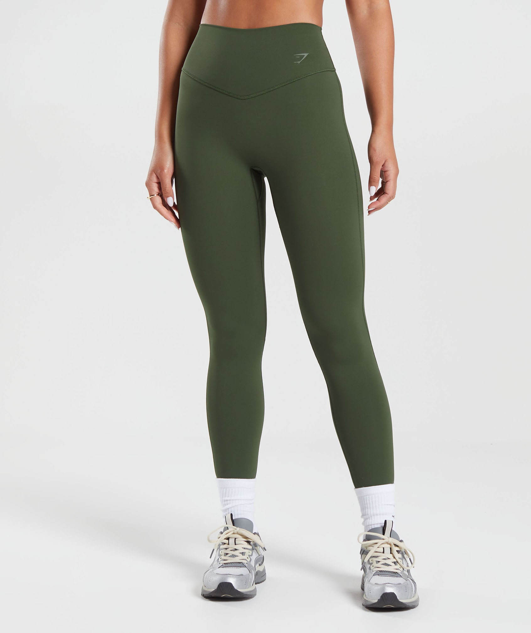 Elevate Leggings in Moss Olive