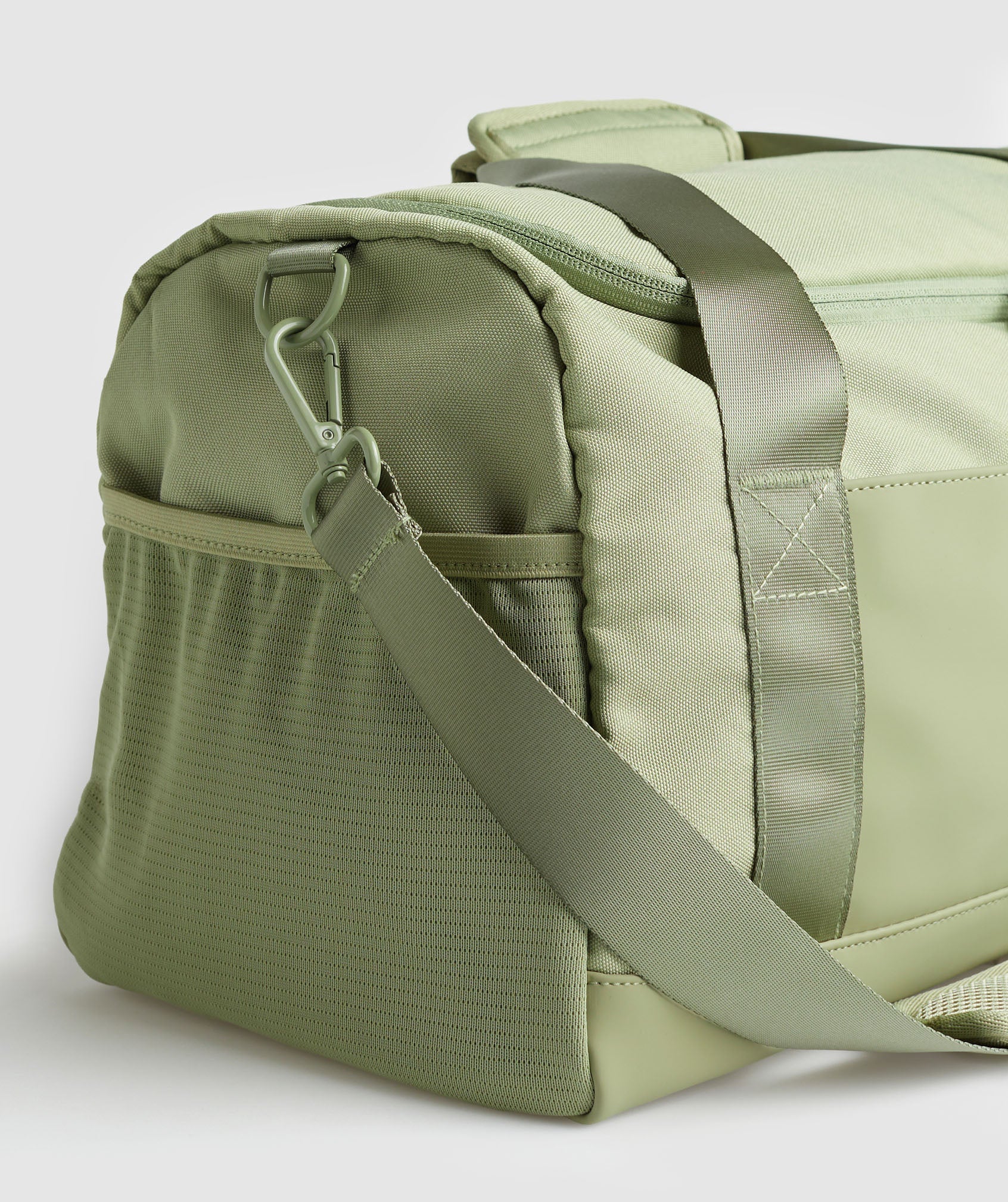 Everyday Gym Bag Small in Natural Sage Green - view 3