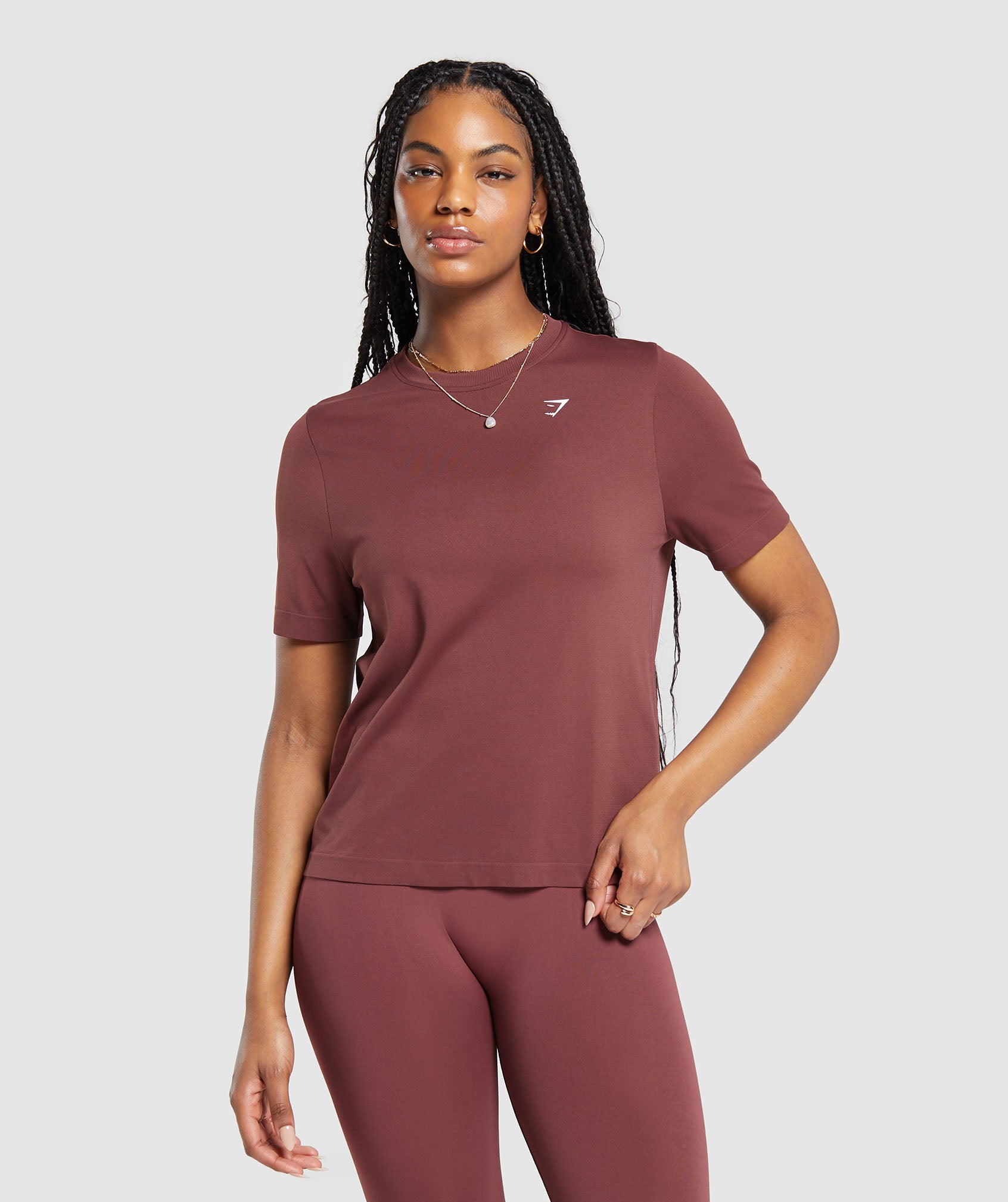 Everyday Seamless T-Shirt in Burgundy Brown - view 1