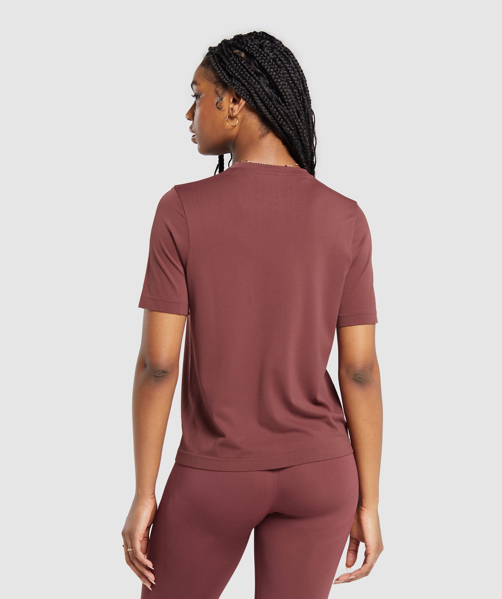 Everyday Seamless T-Shirt in Burgundy Brown - view 2