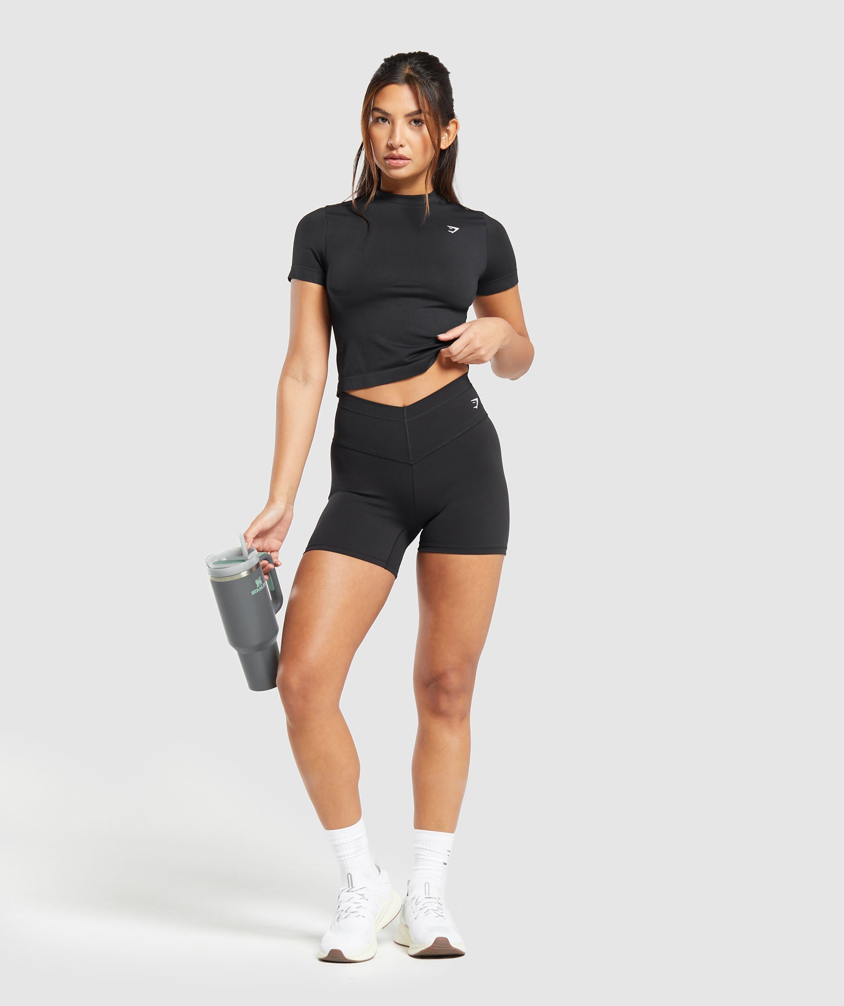 Everyday Seamless Tight Fit Tee in Black - view 4