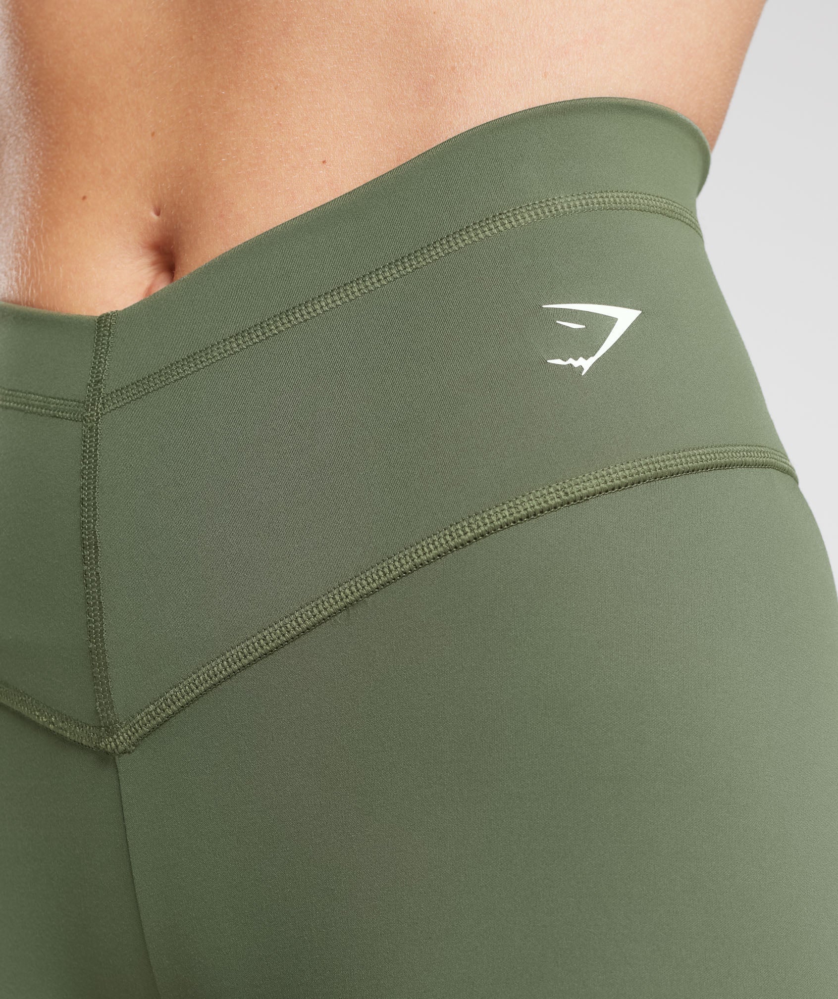 Everyday V Waistband Leggings in Core Olive - view 5