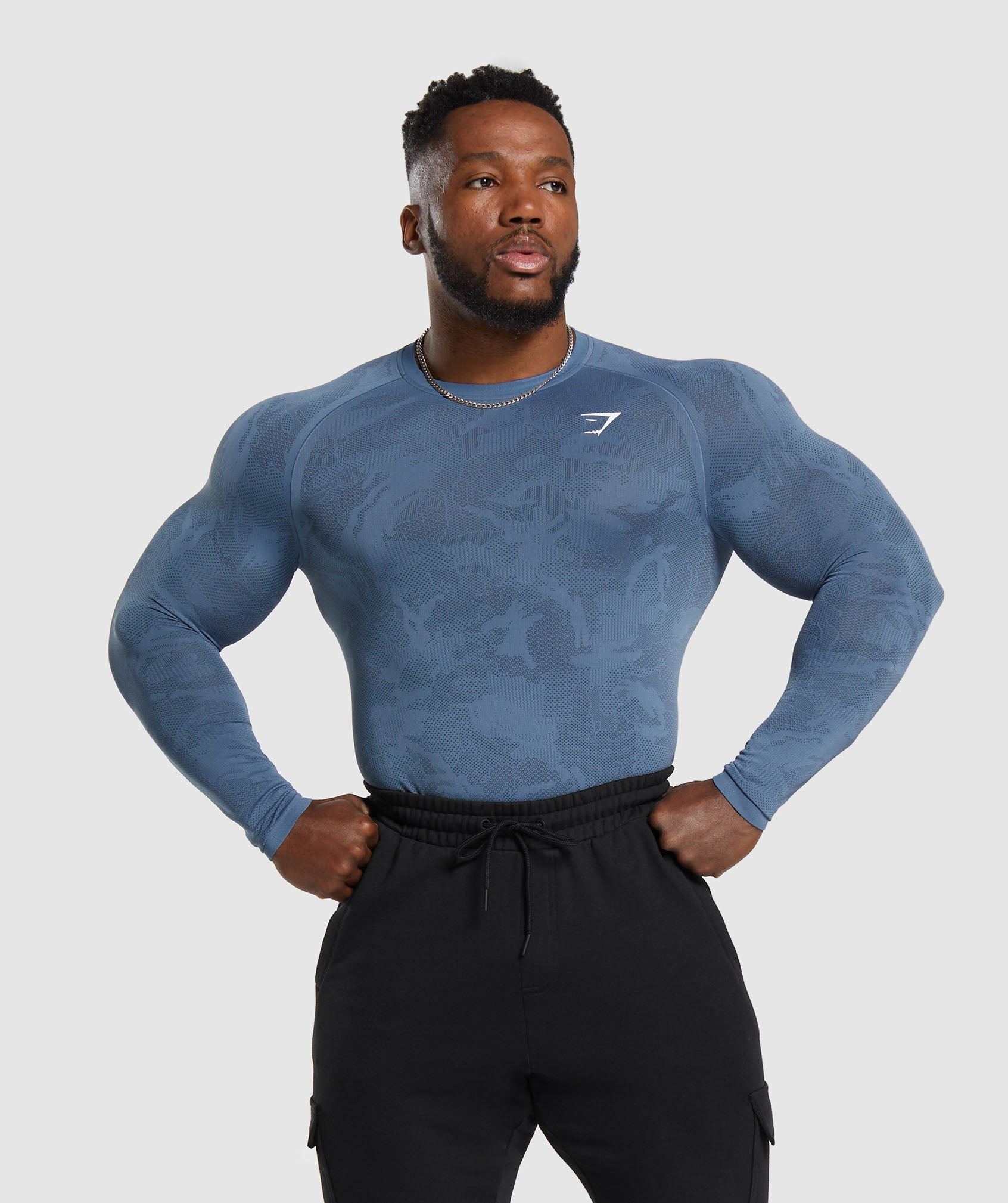 Geo Seamless Long Sleeve T-Shirt in Faded Blue/Titanium Blue