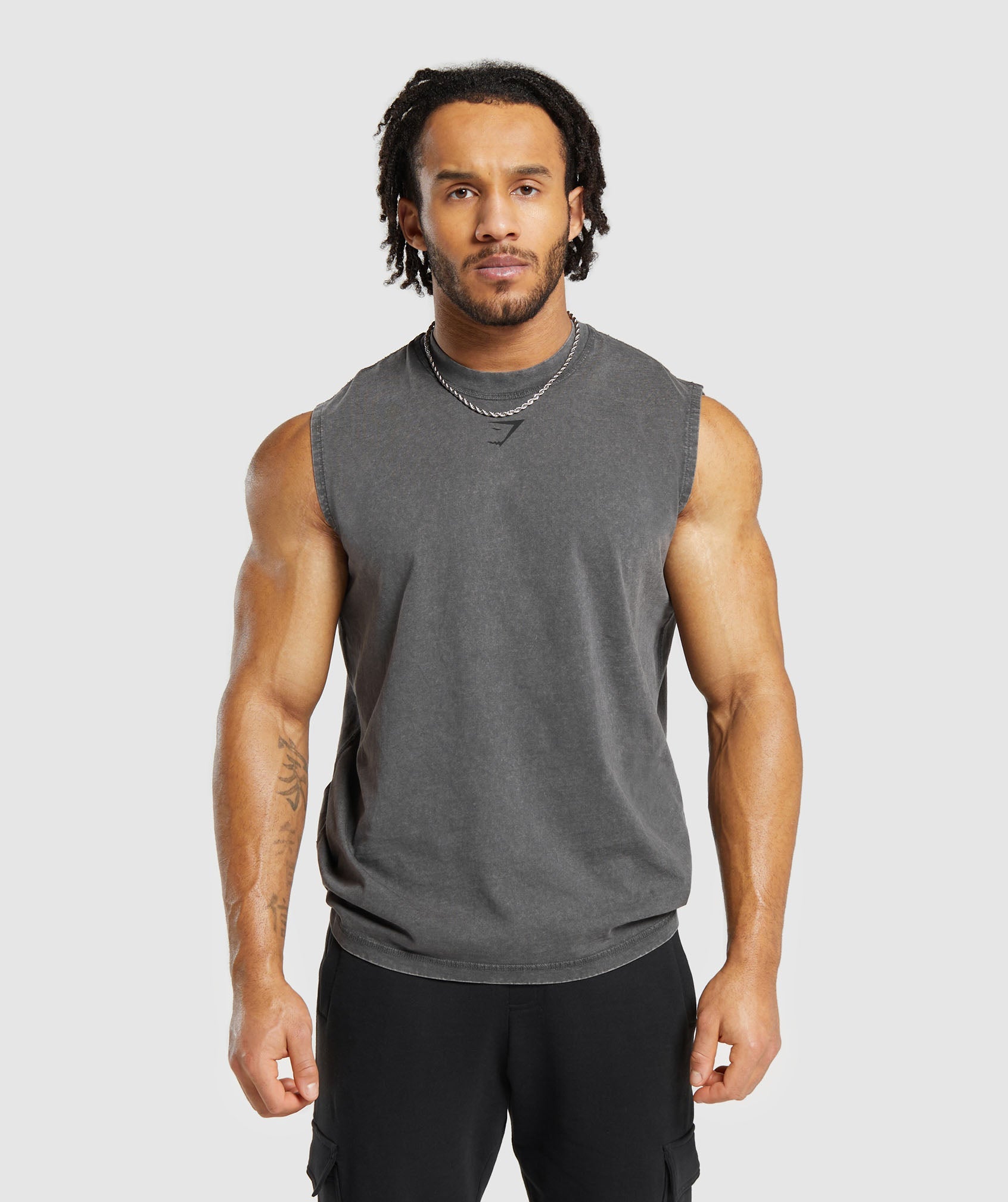 Heritage Washed Cut Off T-Shirt in Onyx Grey - view 2