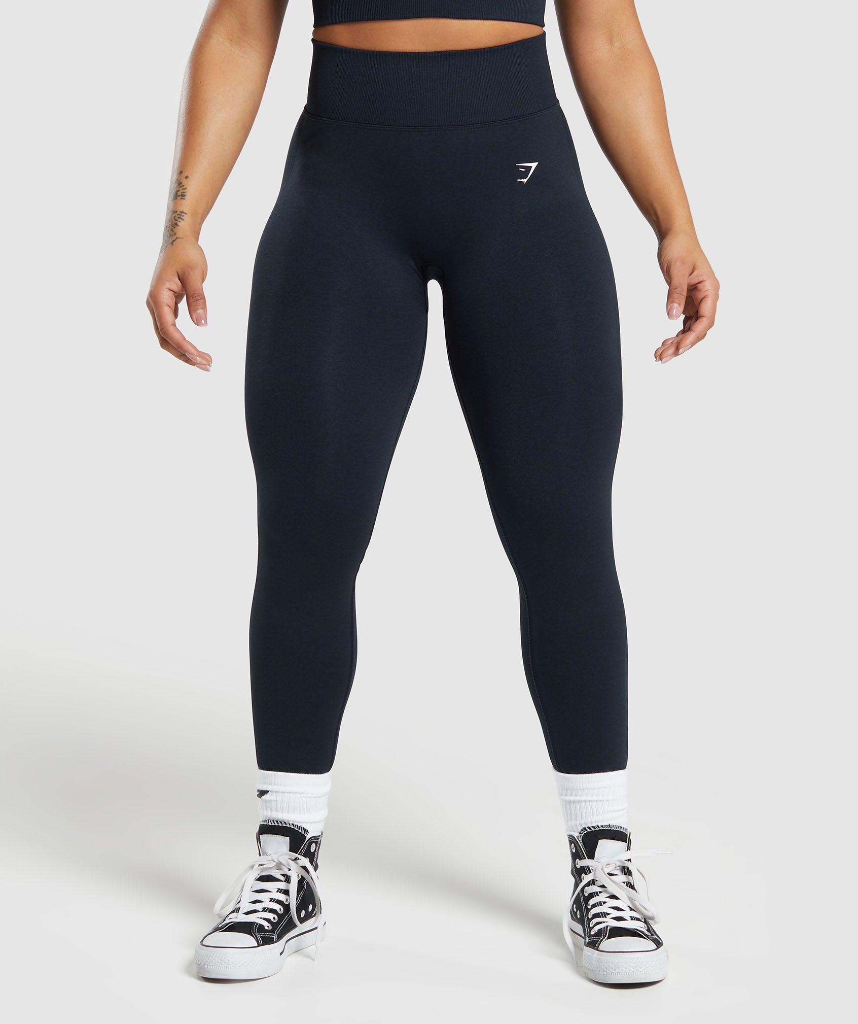The IG Worthy Gymshark Women's Leggings And Tops We Can't Get Over -  Society19