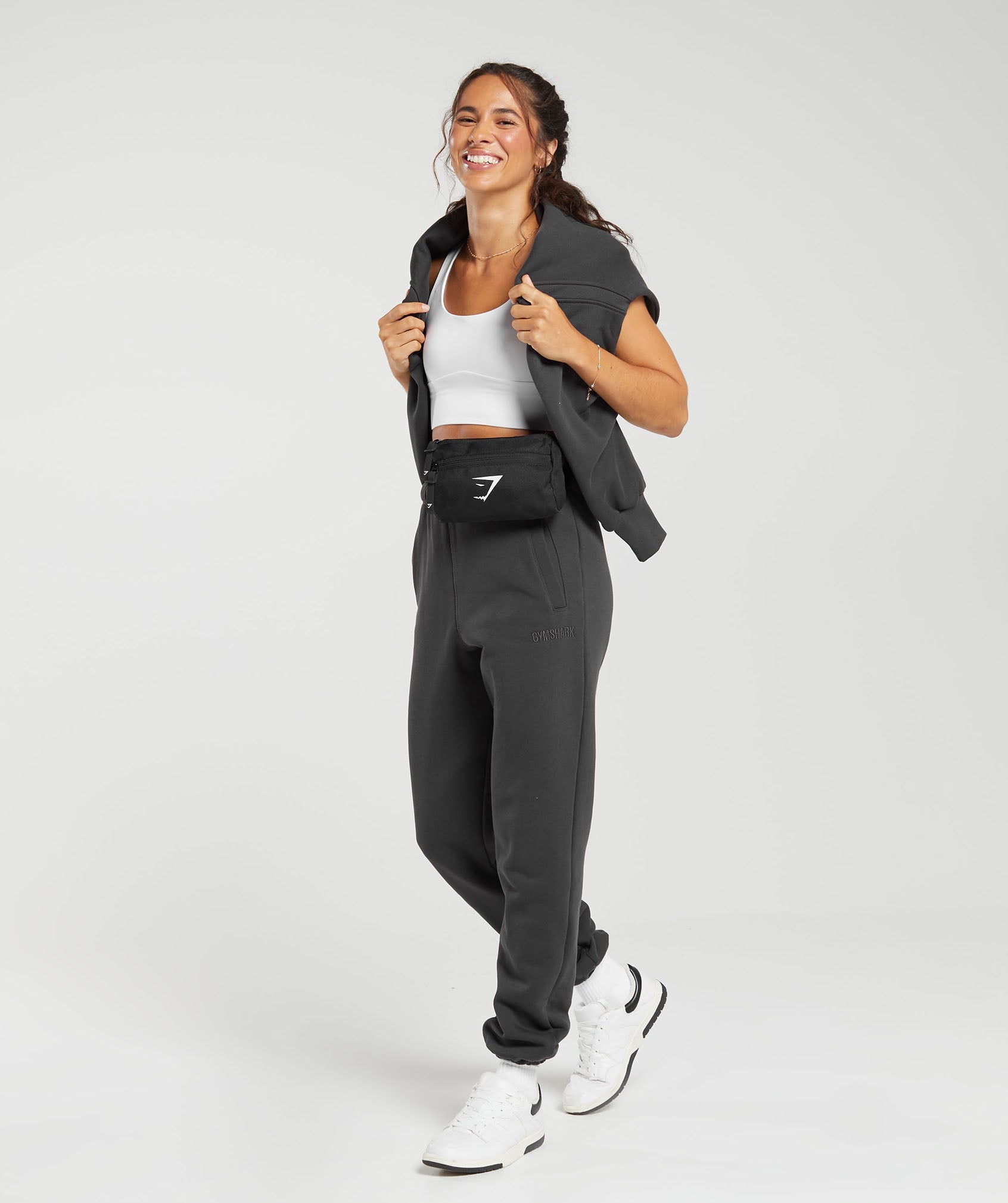 Gymshark, Pants & Jumpsuits, Gymshark Drawstring Sweatpants Joggers Black  Womens Xs