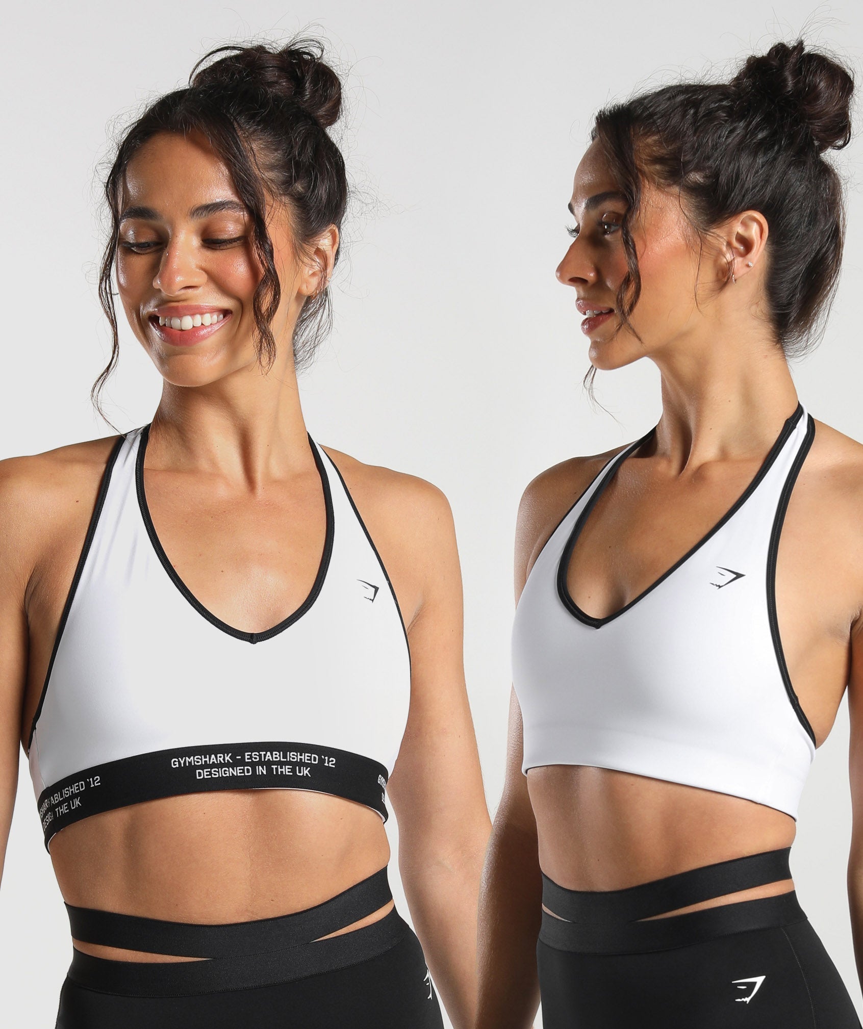 Gymshark Minimal Sports Bra - Black  White sports bra, Black sports bra,  Sports bra