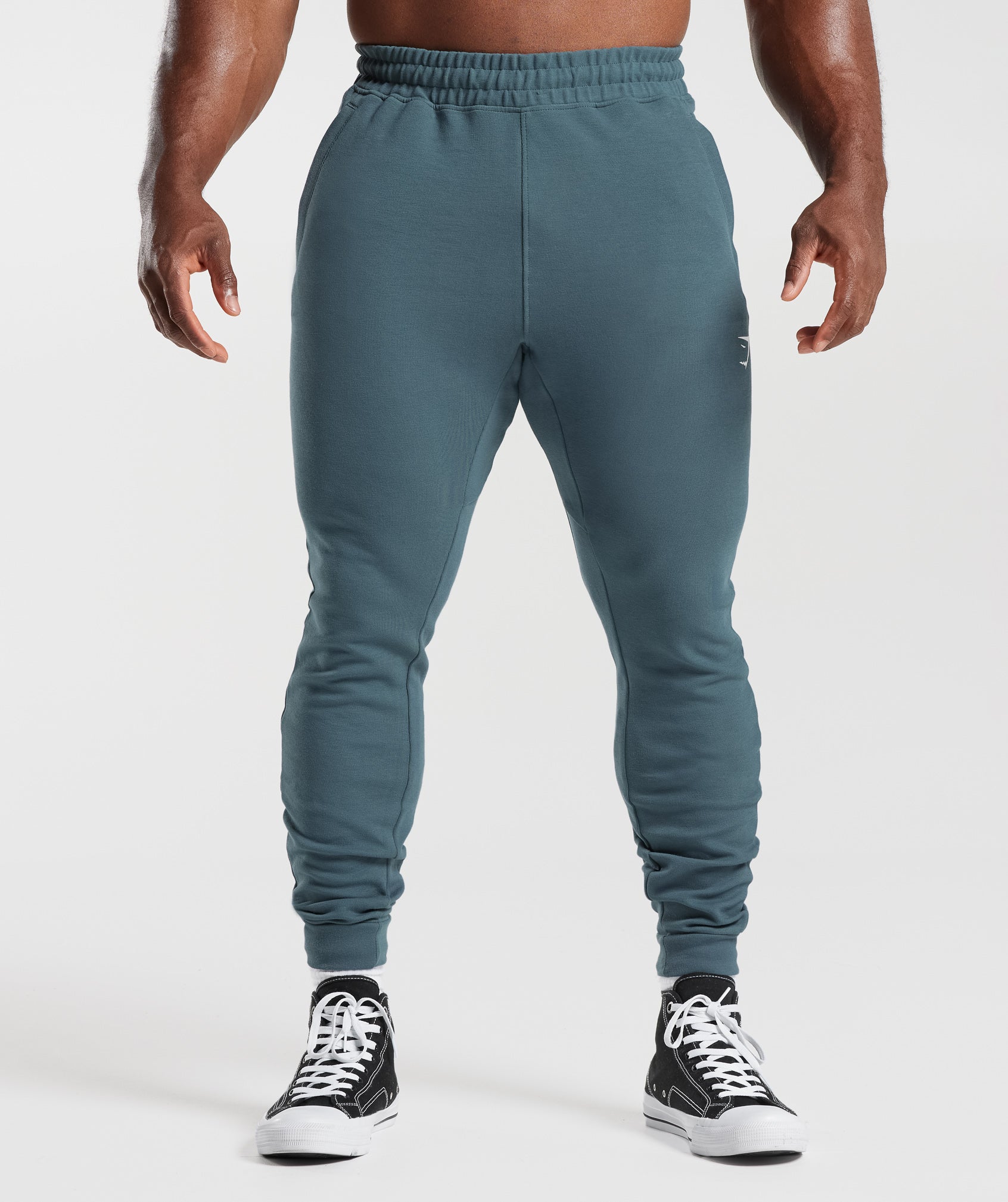 React Joggers in {{variantColor} is out of stock