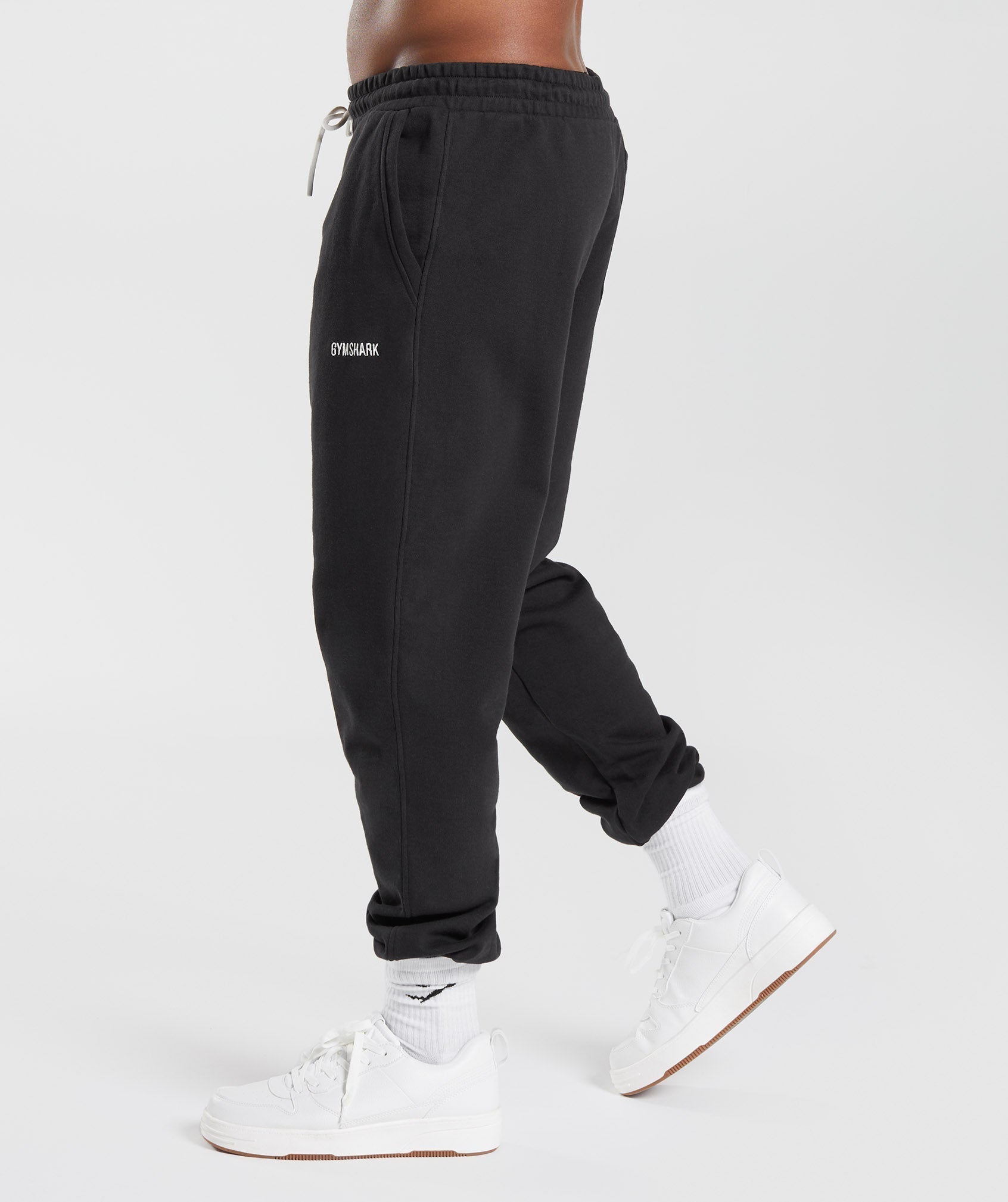 Rest Day Sweats Joggers in Black - view 4