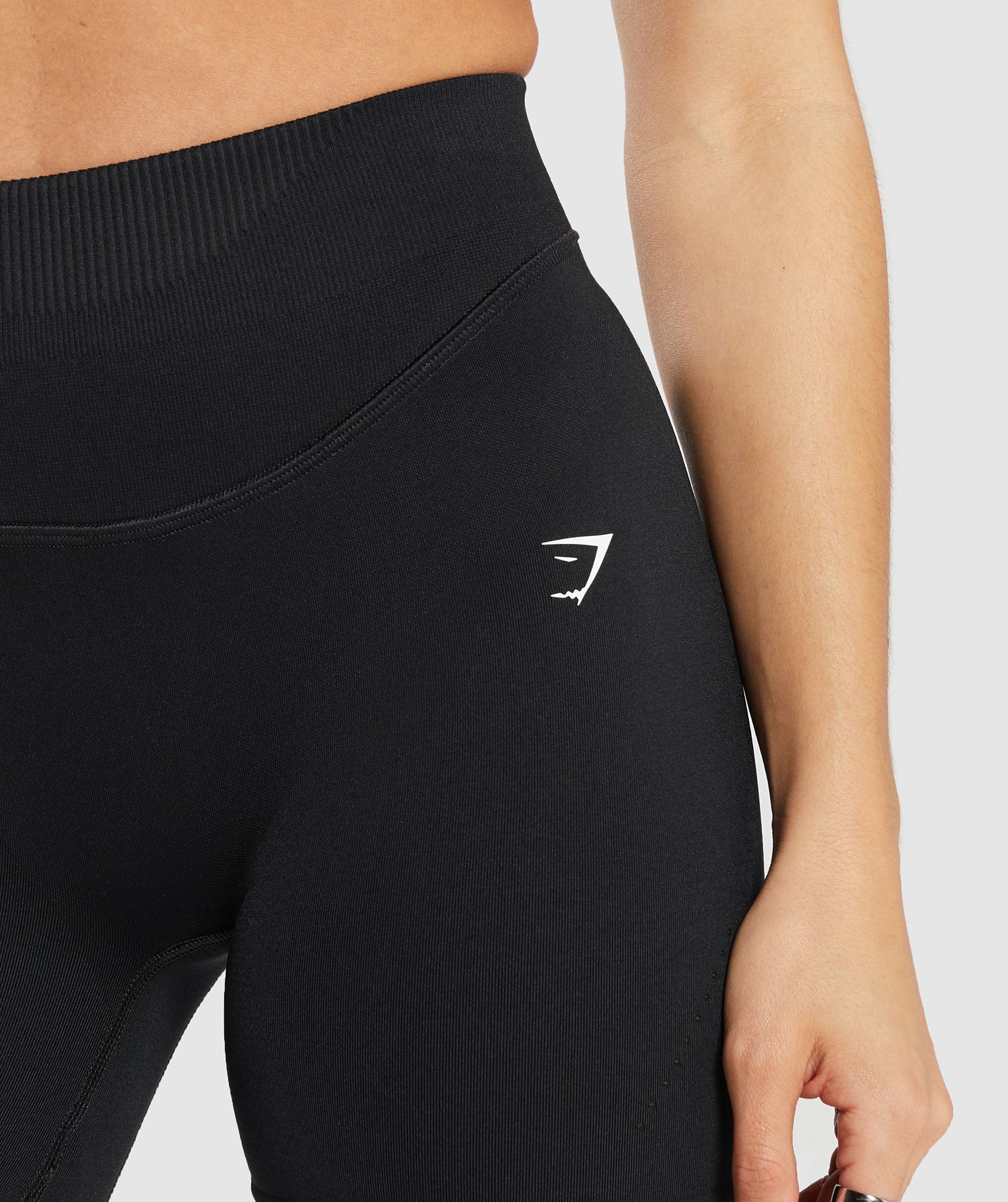 Sweat Seamless Shorts in Black