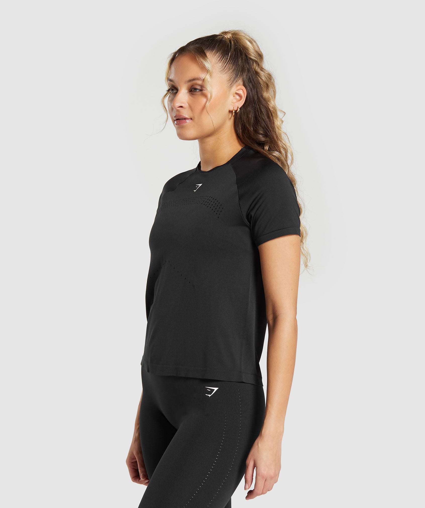 Sweat Seamless T-Shirt in Black - view 3