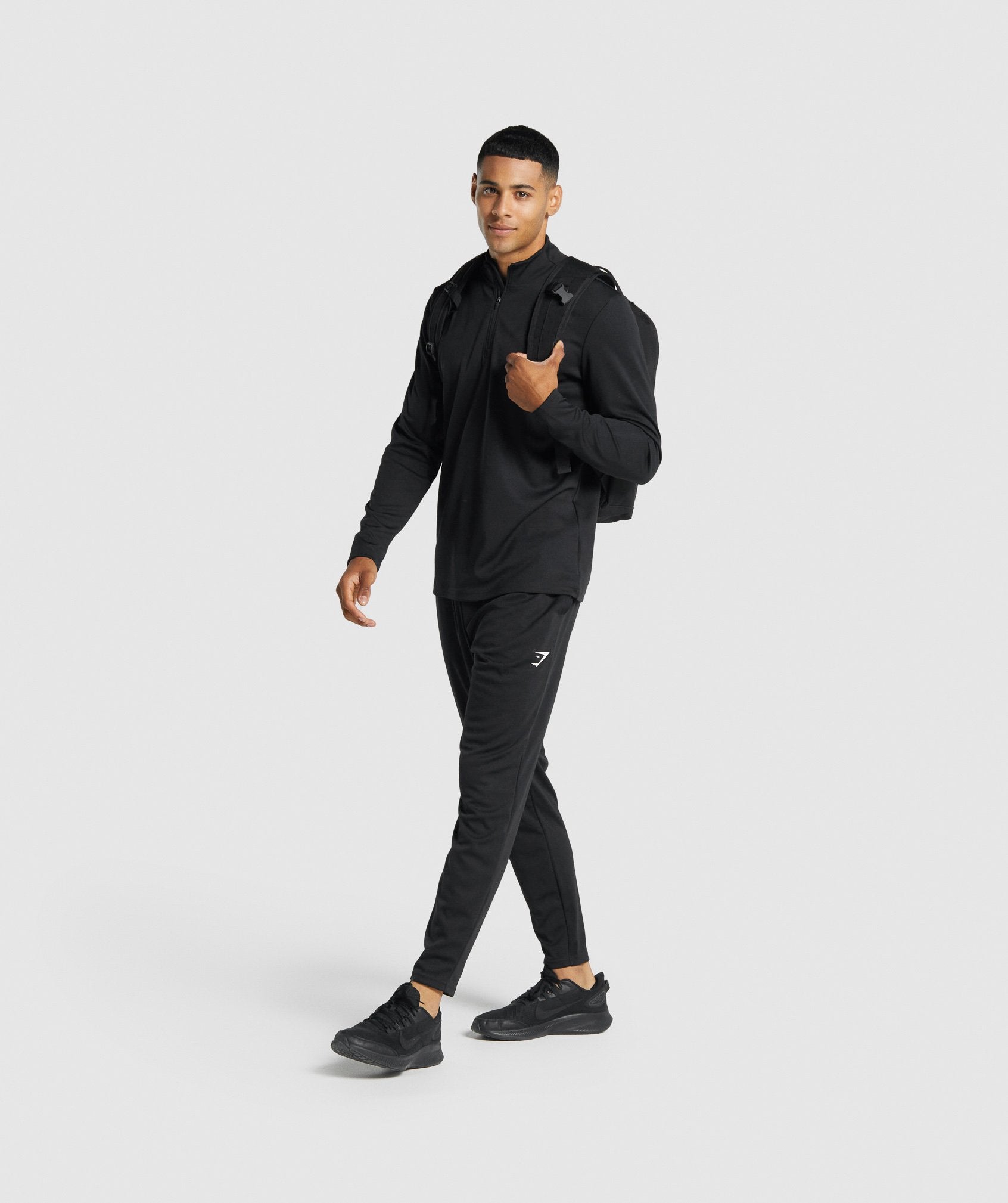 Arrival Knit Joggers in Black