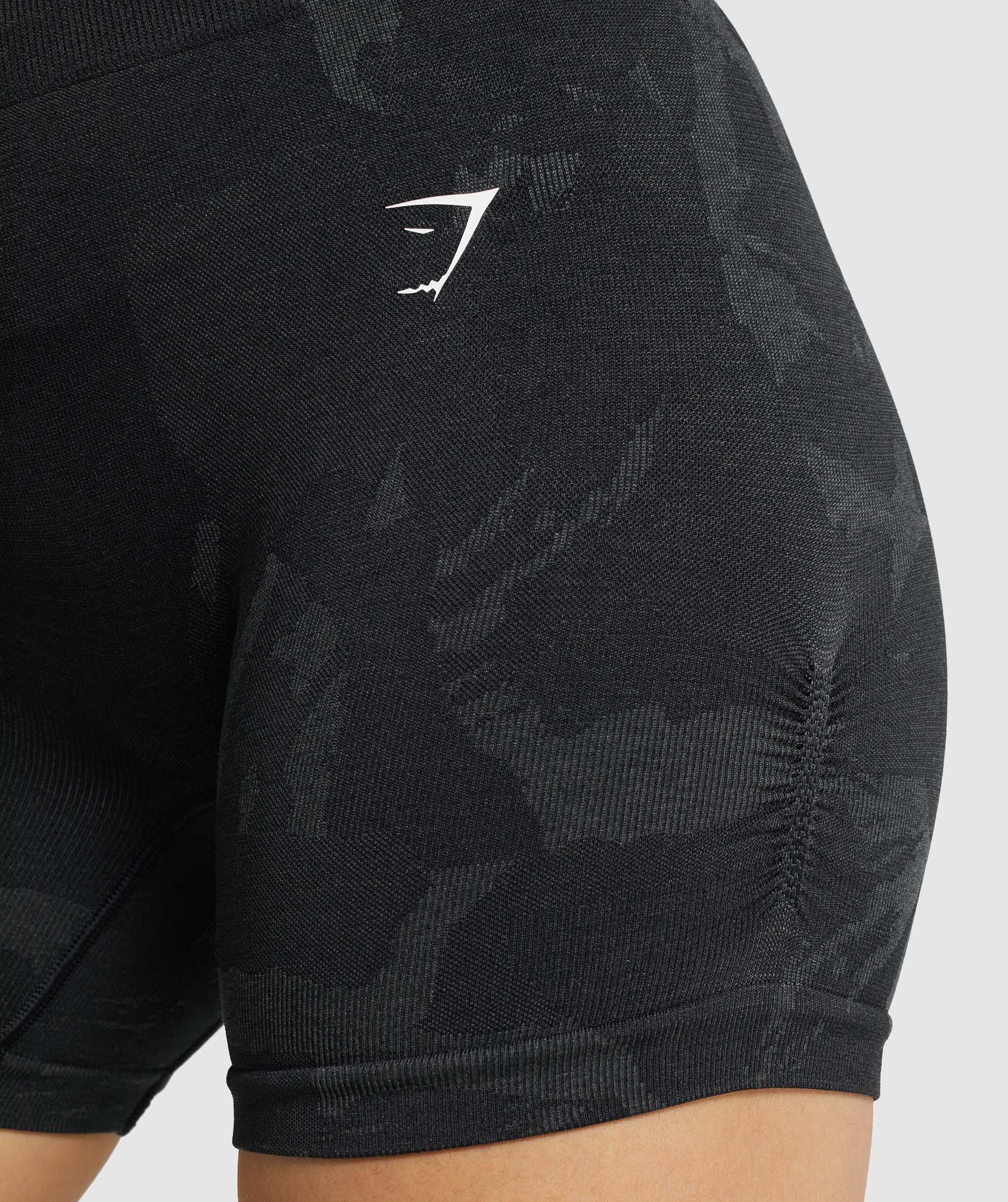 Gymshark Adapt Camo Seamless Shorts - Lava