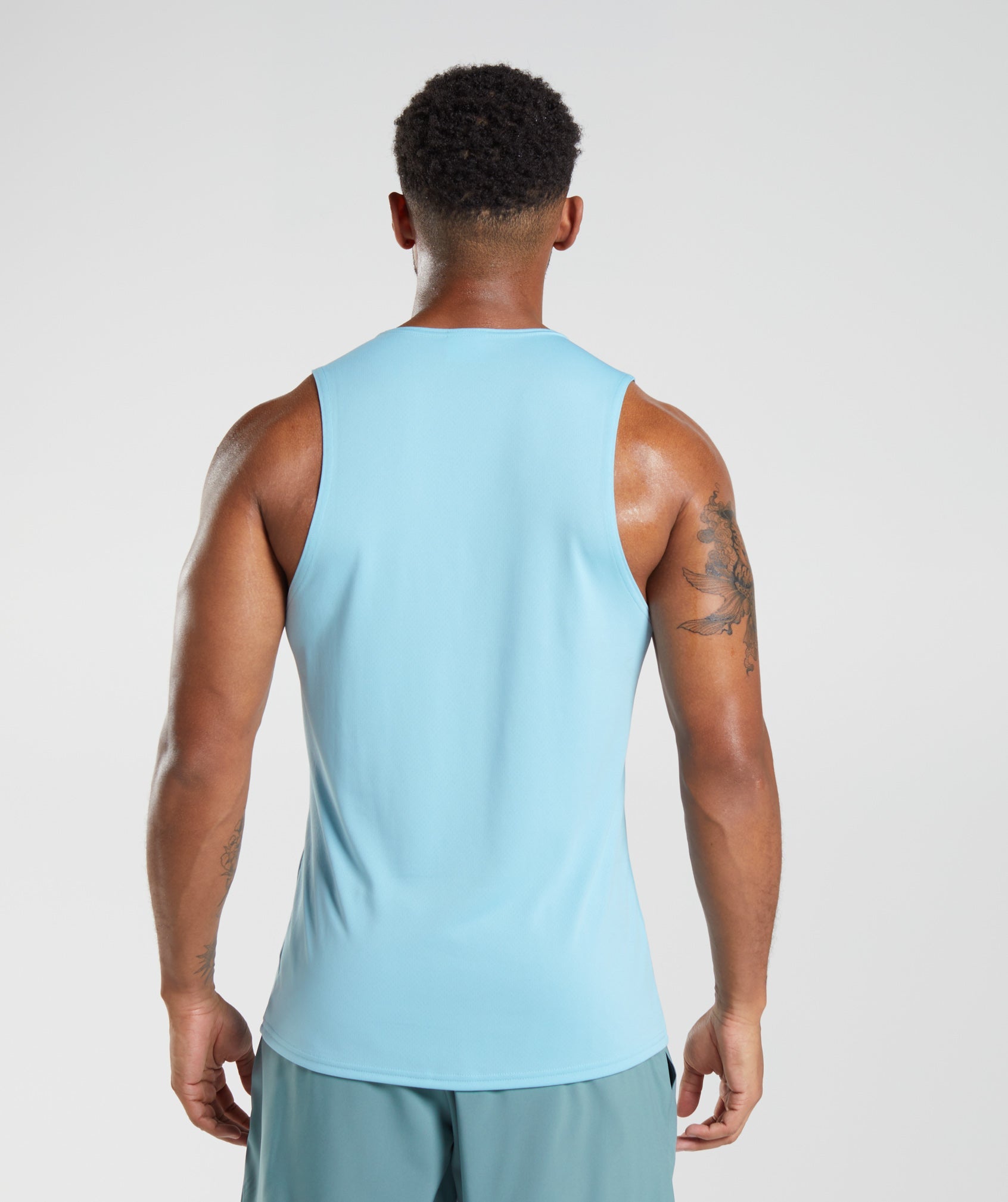 Arrival Tank in Iceberg Blue