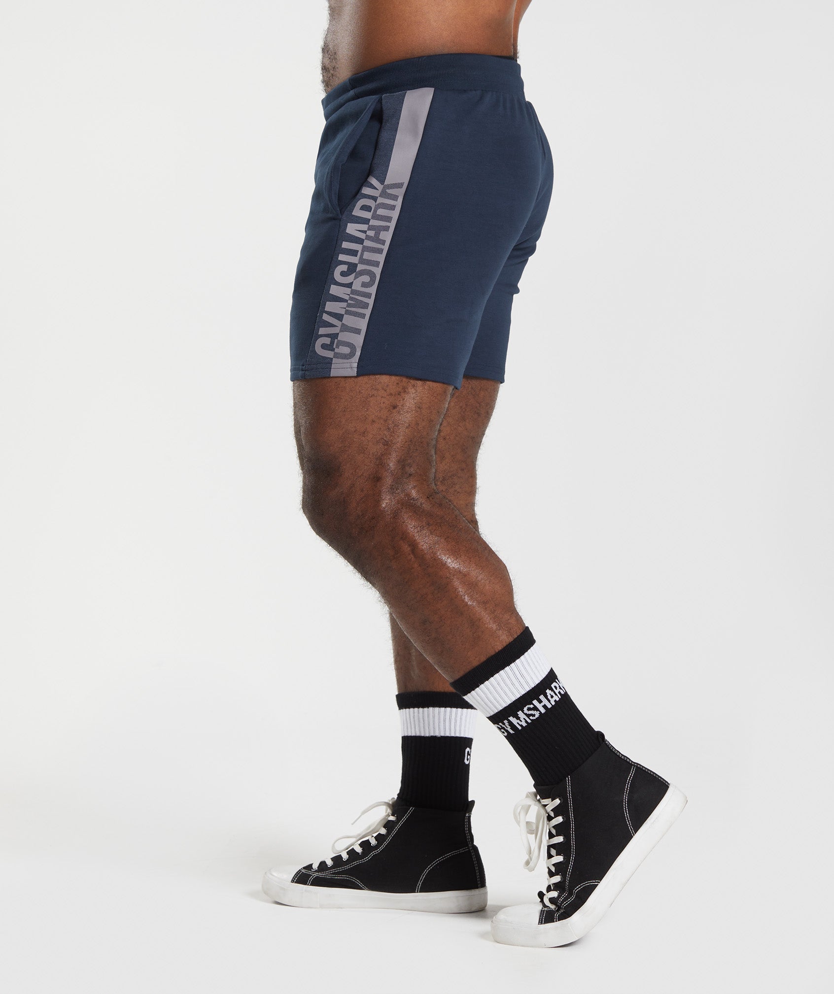 Bold React 5" Shorts in Navy