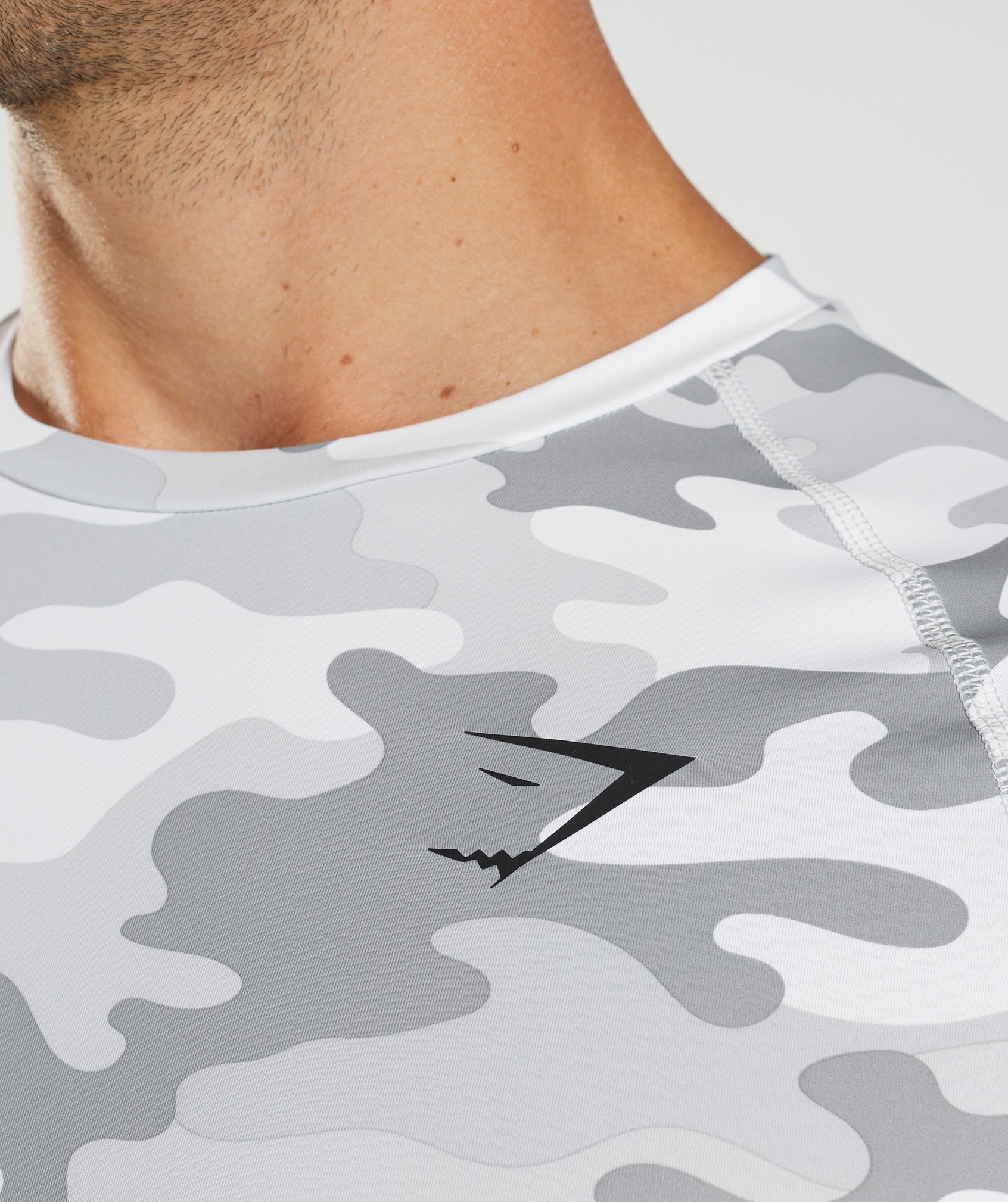 Gymshark Element Baselayer T-Shirt - Camo Grey Print