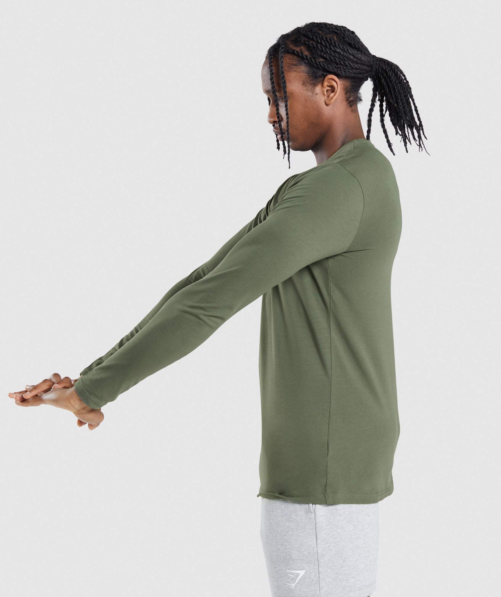 Essential Long Sleeve T-Shirt in Core Olive