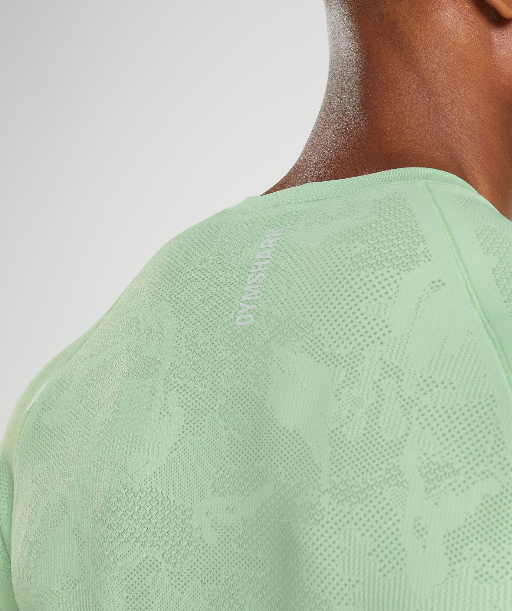 Geo Seamless Long Sleeve T-Shirt in Aloe Green/Tea Green - view 5