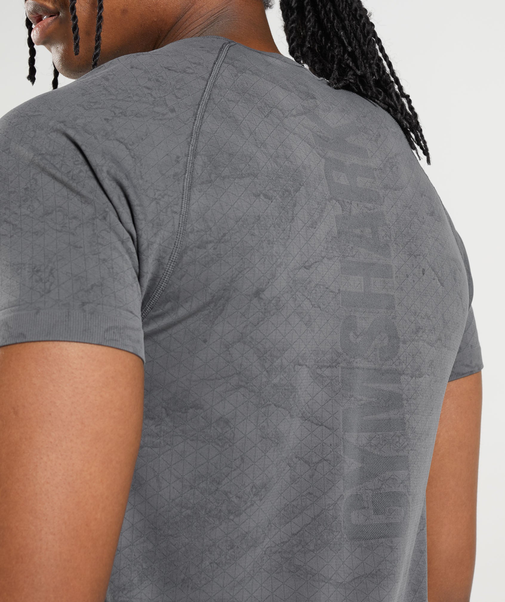 Geo Seamless T-Shirt in Charcoal Grey/Black