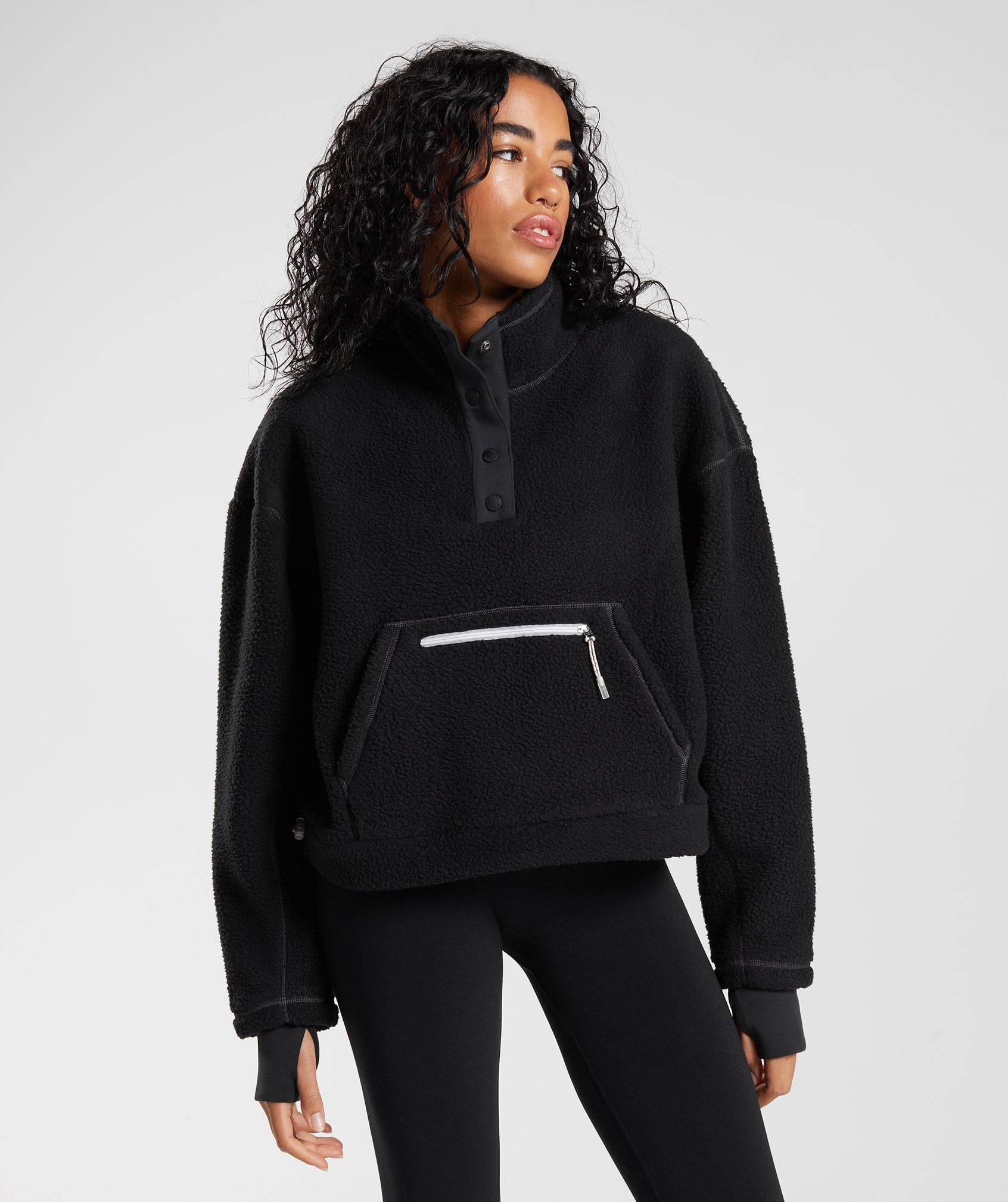Pause Borg Pullover in Black - view 2