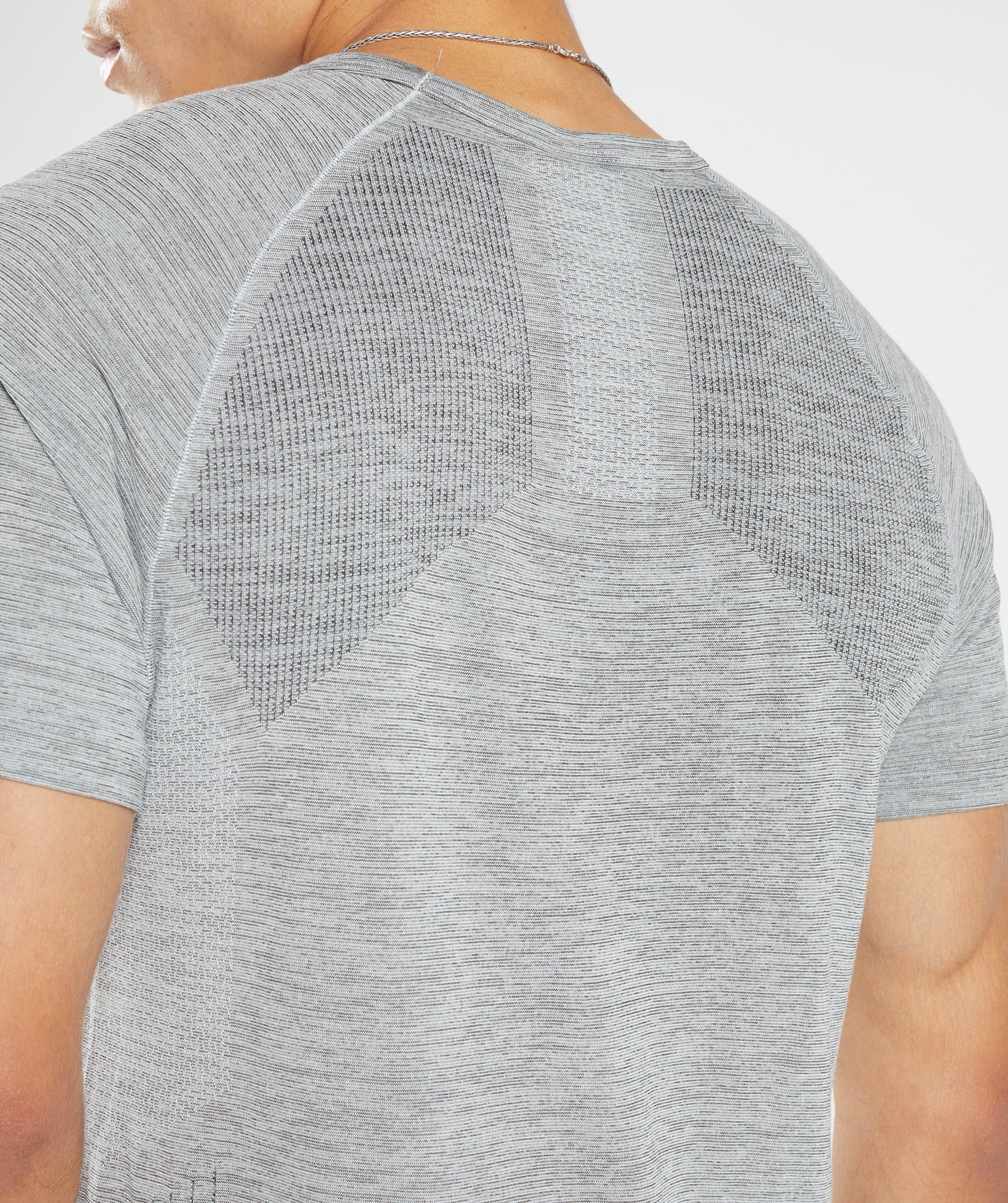 Retake Seamless T-Shirt in Light Grey/Black Marl