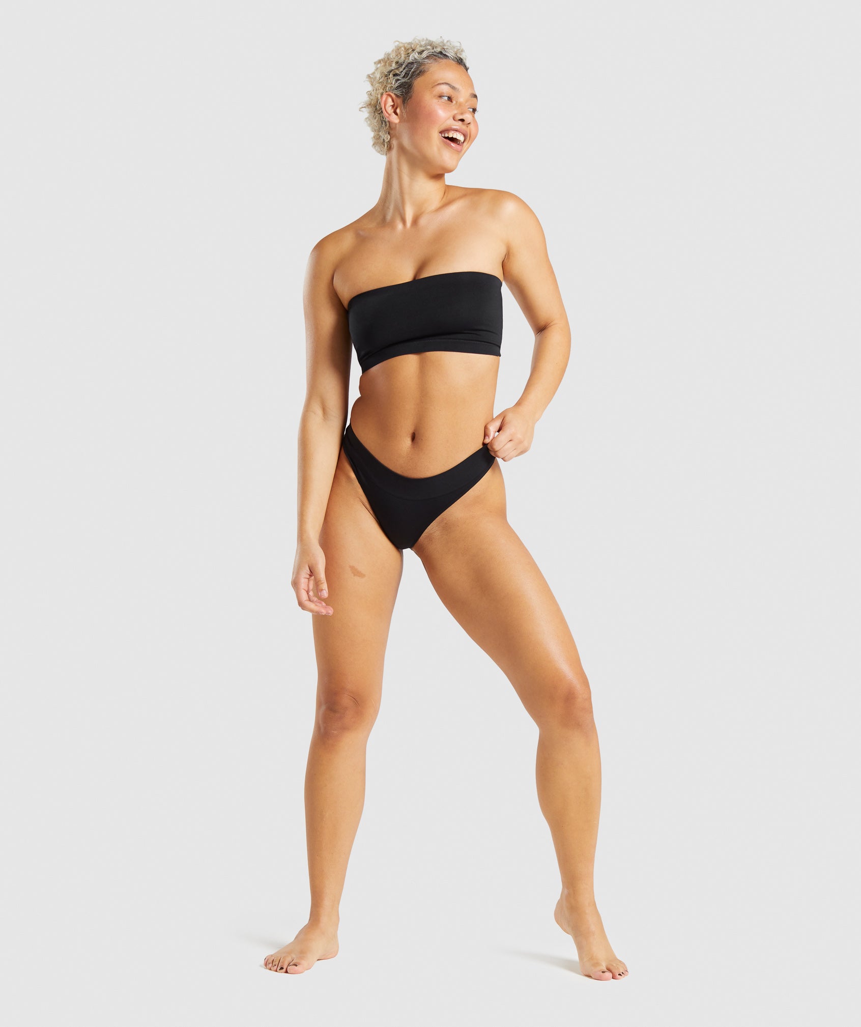 Staying Off The Grid Seamless Bandeau In Black • Impressions Online Boutique