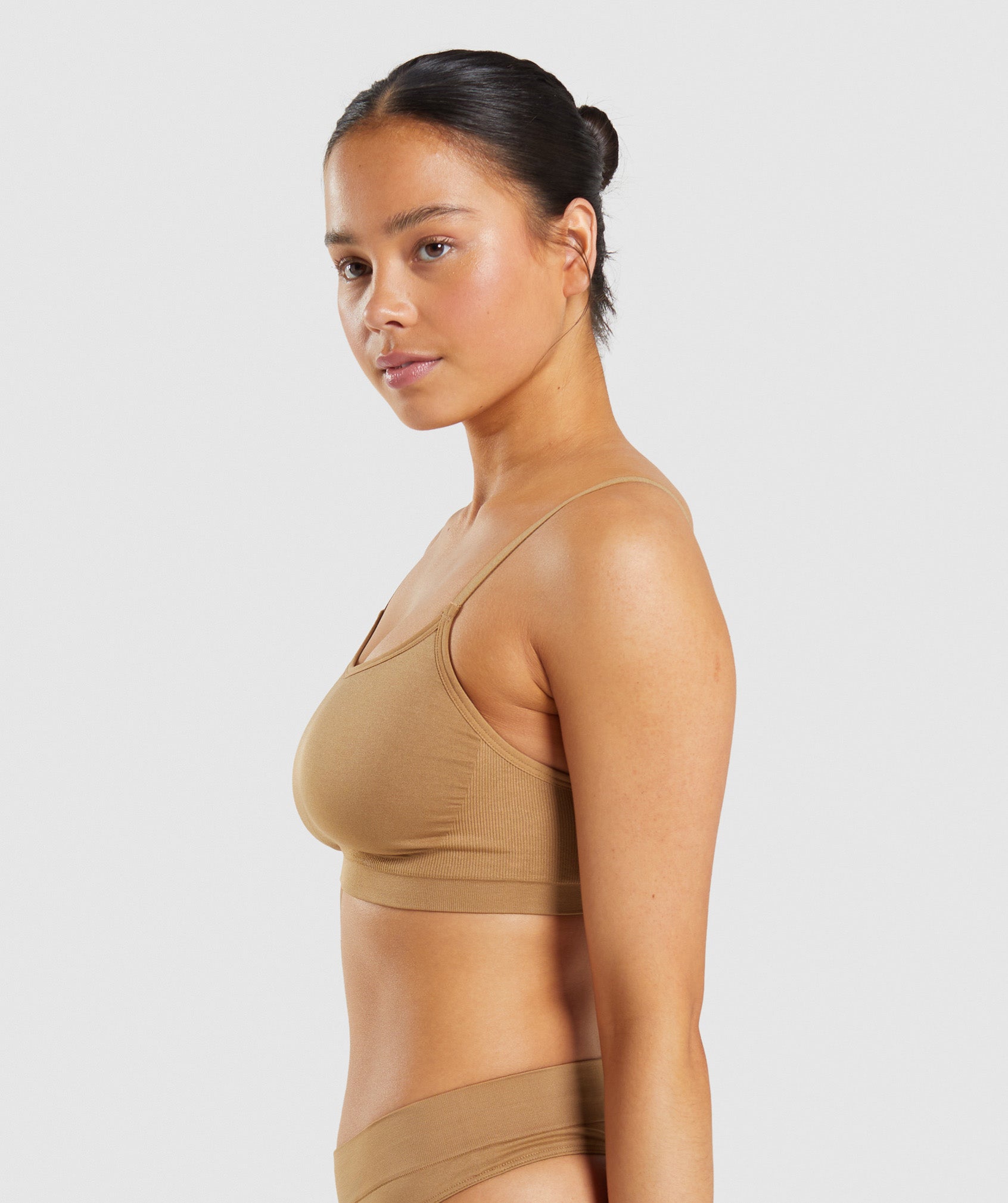 Seamless Scoop Neck Bralette in Golden Light Brown