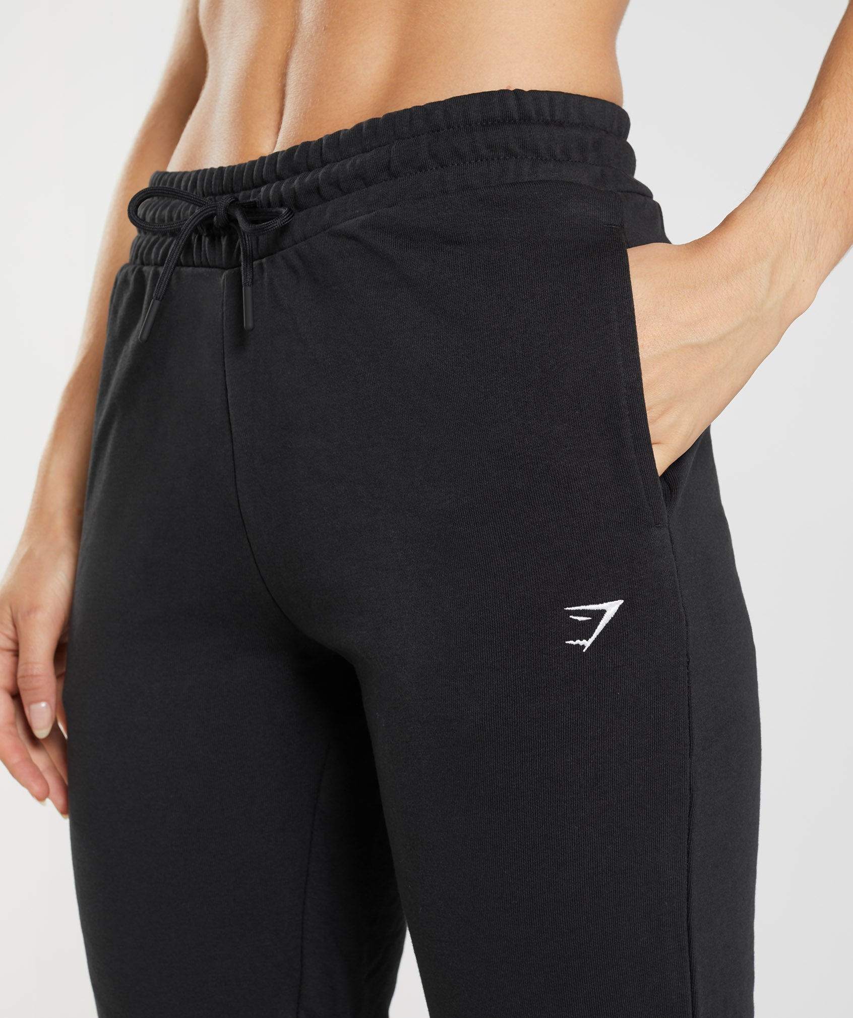 Gymshark Power Down Joggers - Black  Gymshark, Gymshark joggers, Gym pants  women