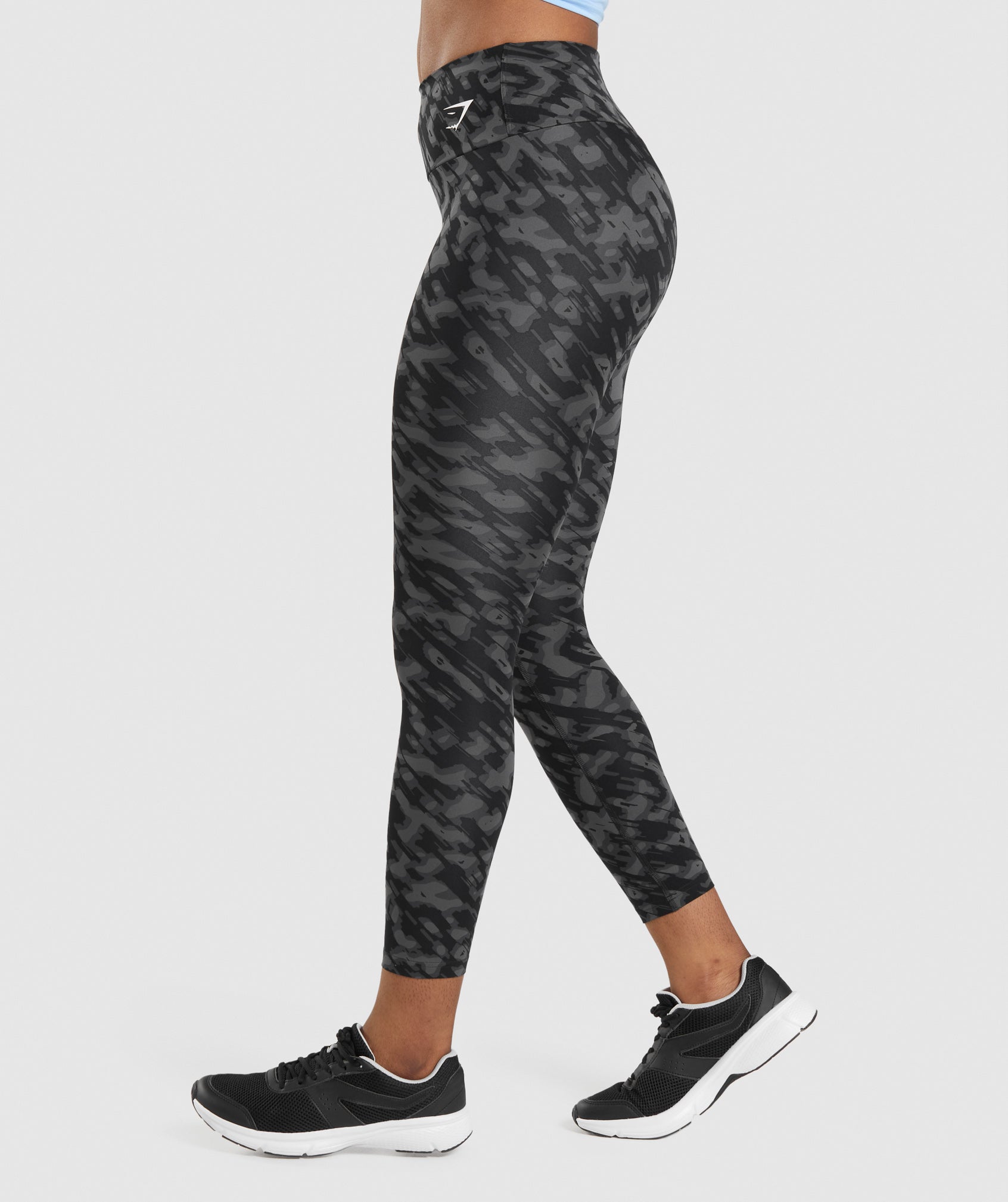 Training Leggings in Black Print - view 3