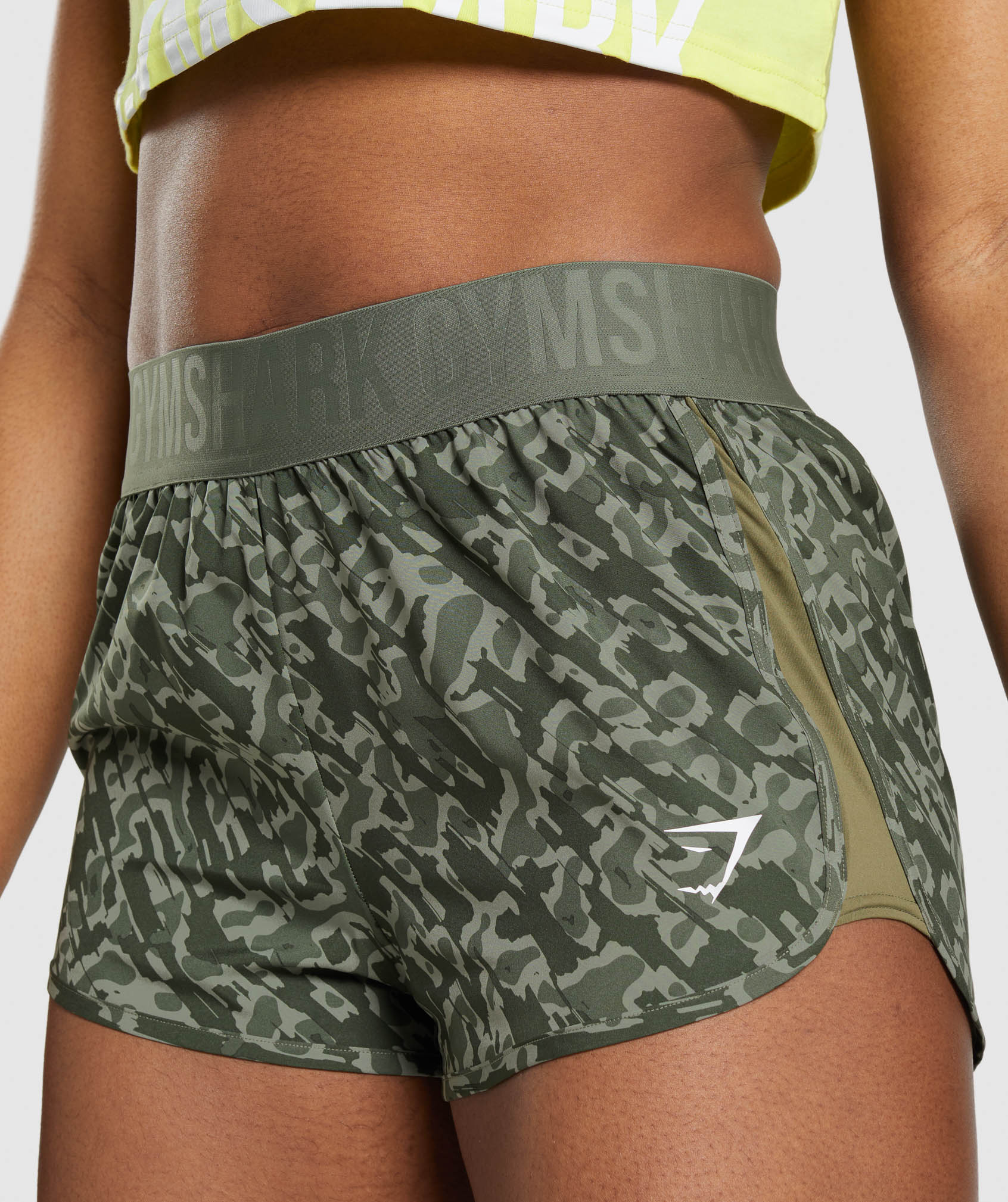 Gymshark Training Loose Fit Shorts - Green Print