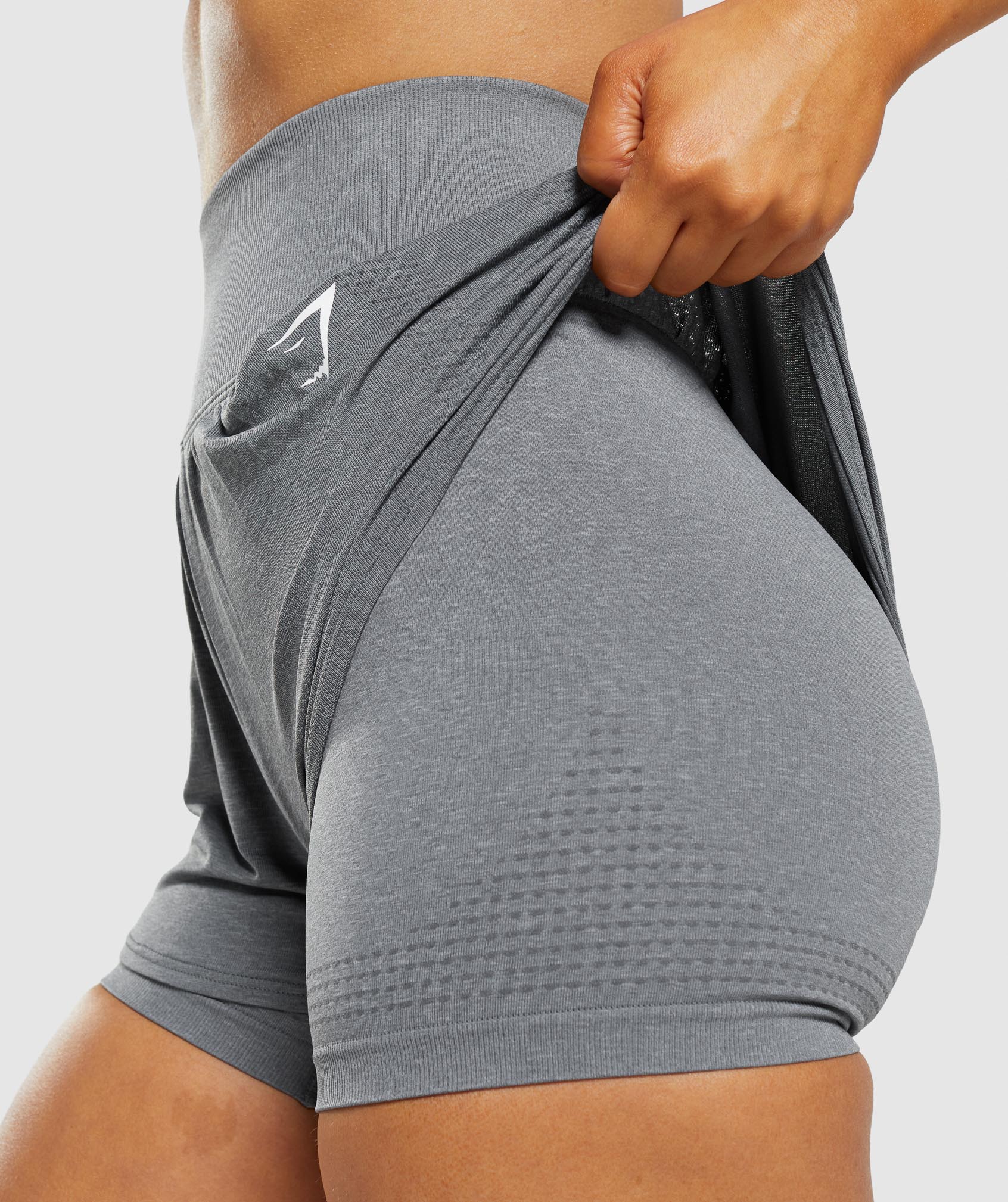 Gymshark - vital seamless 2.0 shorts on Designer Wardrobe