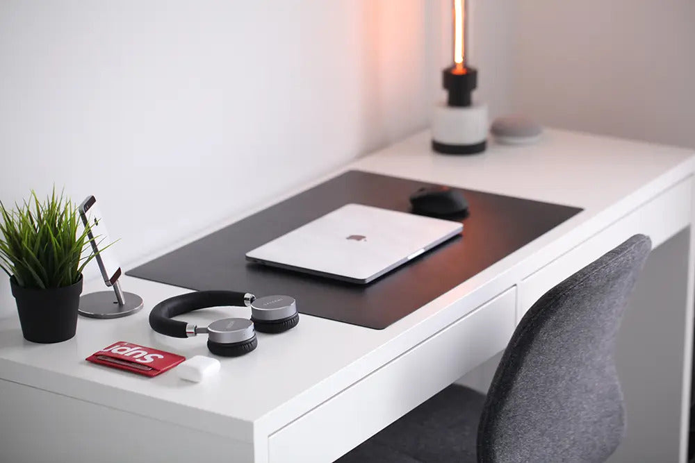 home office desk minimalistic