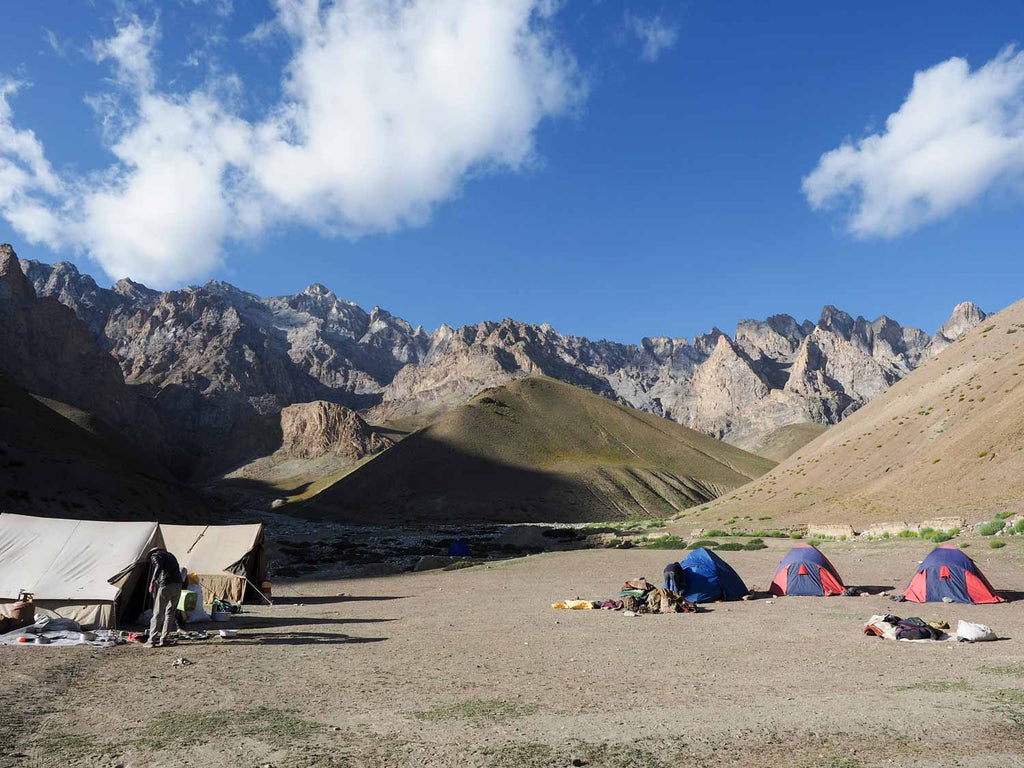 Trekking in Ladakh from Gyal to Kanji, camp below Yoma La