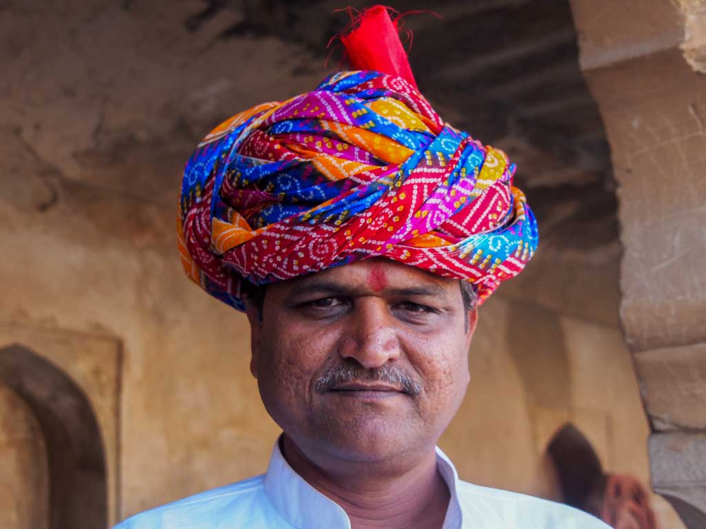 Chand-Baori-at-Abhaneri-man-with-turban