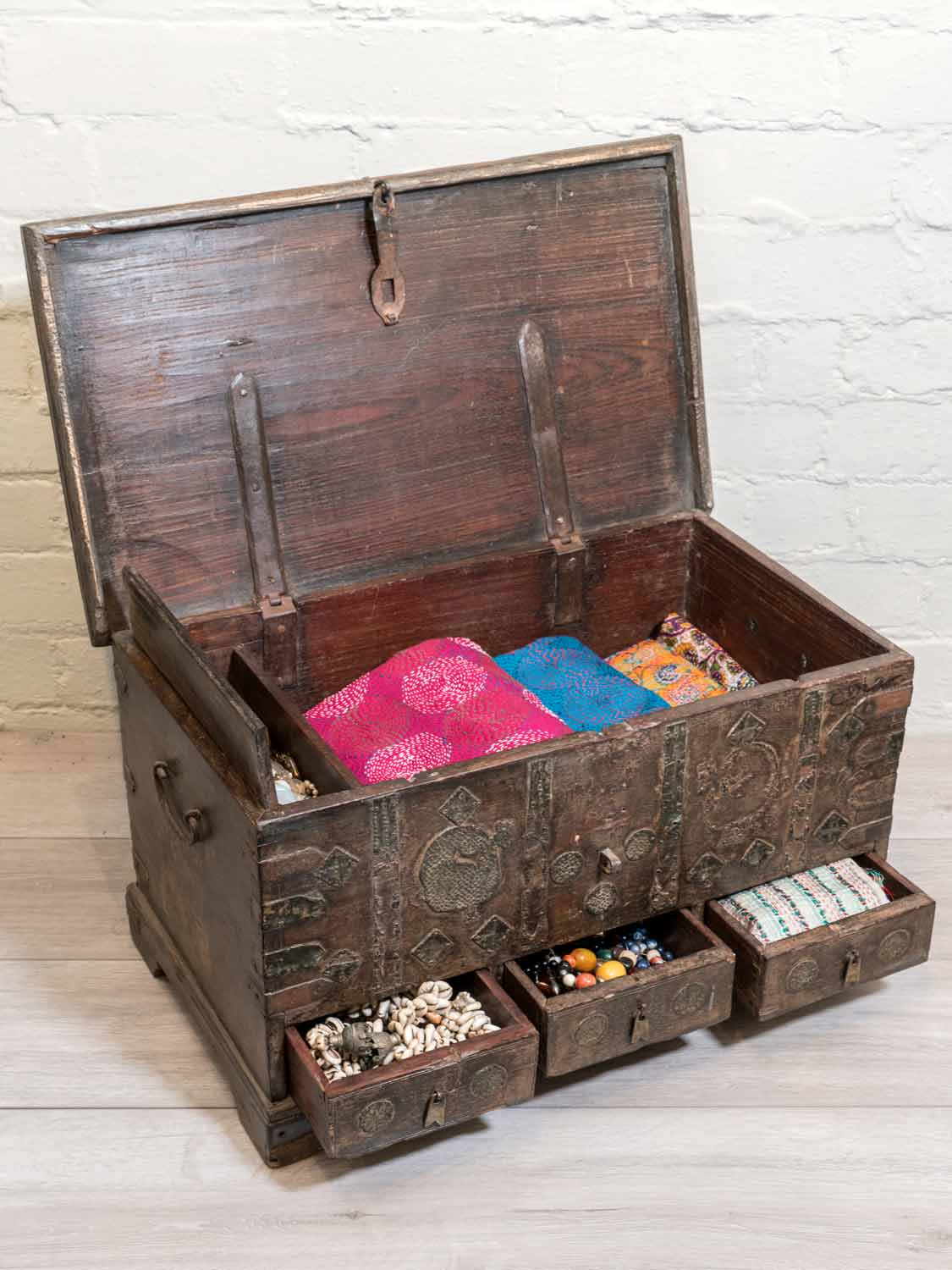 Dowry box with three drawers