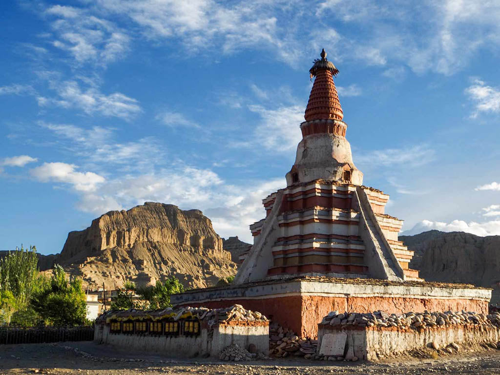 Yeshe-O Stupa, Tholing, Tibet