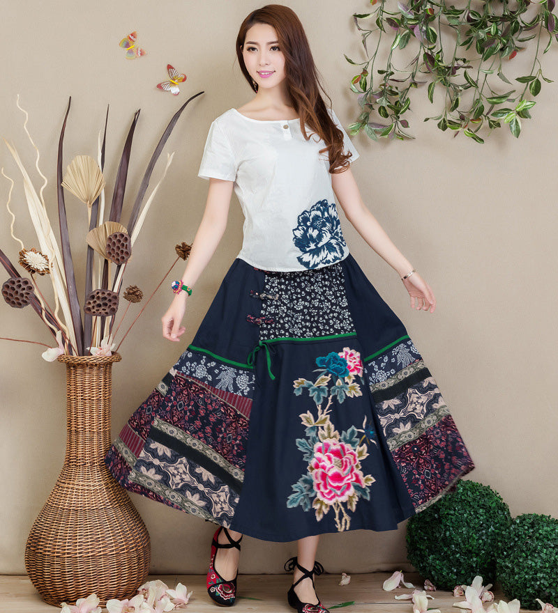 Traditional Chinese Style Floral Embroidery Expansion Pleated Skirt ...