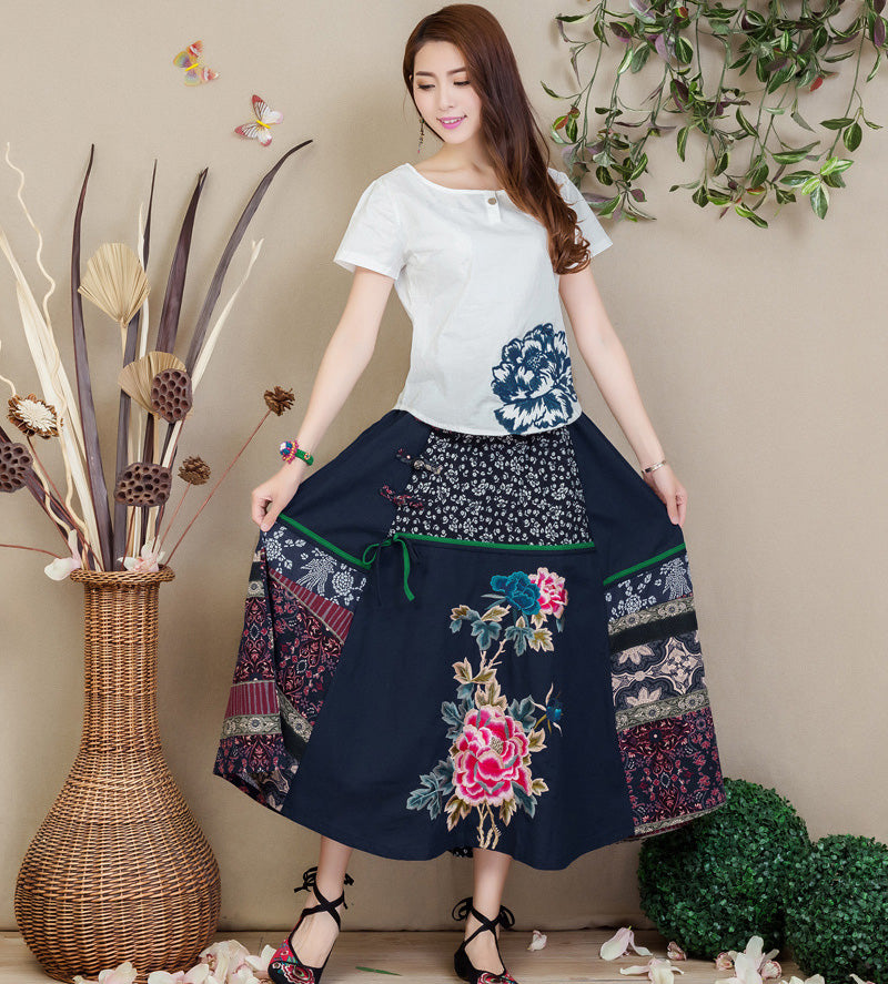 Traditional Chinese Style Floral Embroidery Expansion Pleated Skirt ...