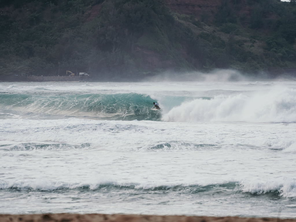 Surfing Hanalei