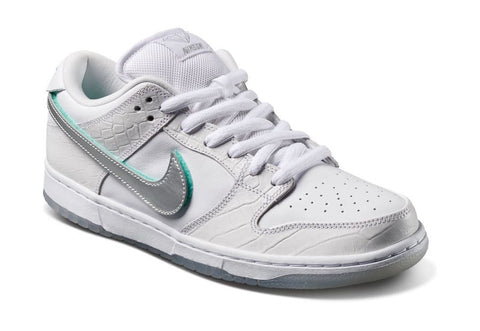 nike sb dunk low diamond supply co white diamond