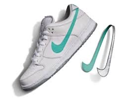 Nike SB Dunk Low Diamond Supply Co 