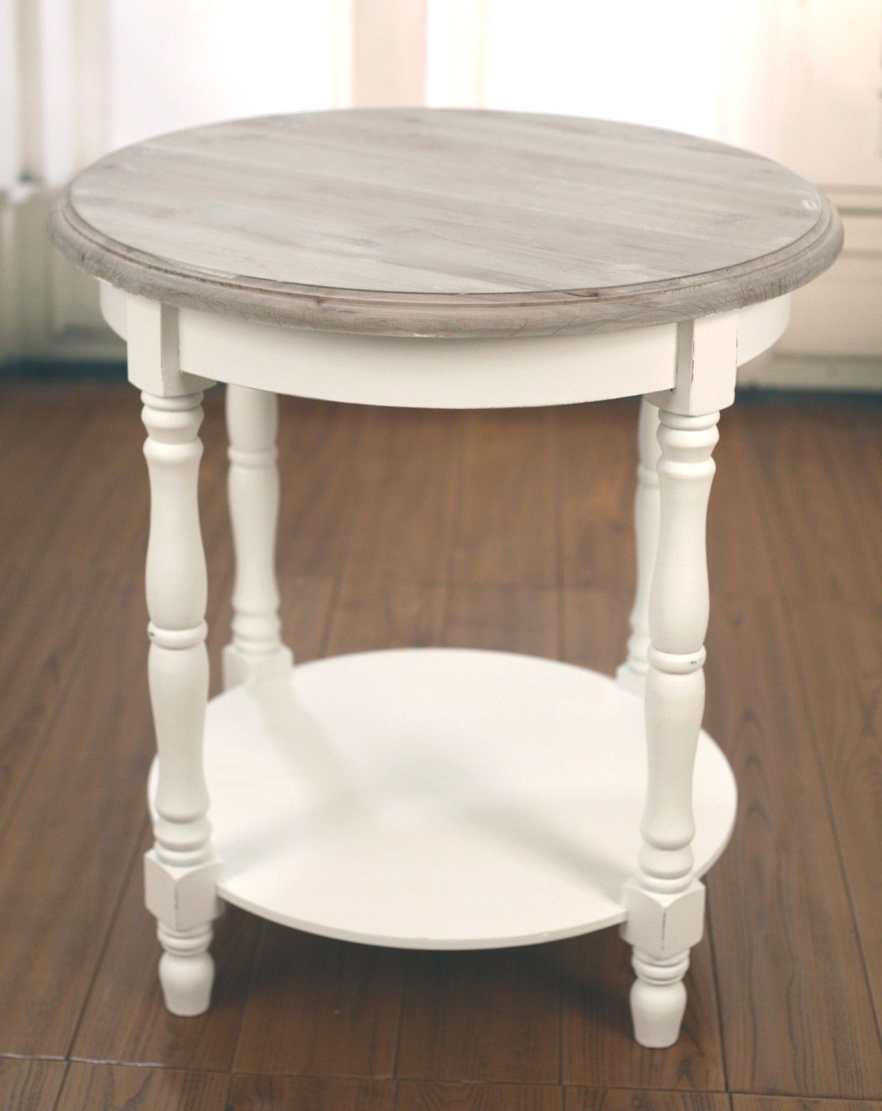 white lamp table