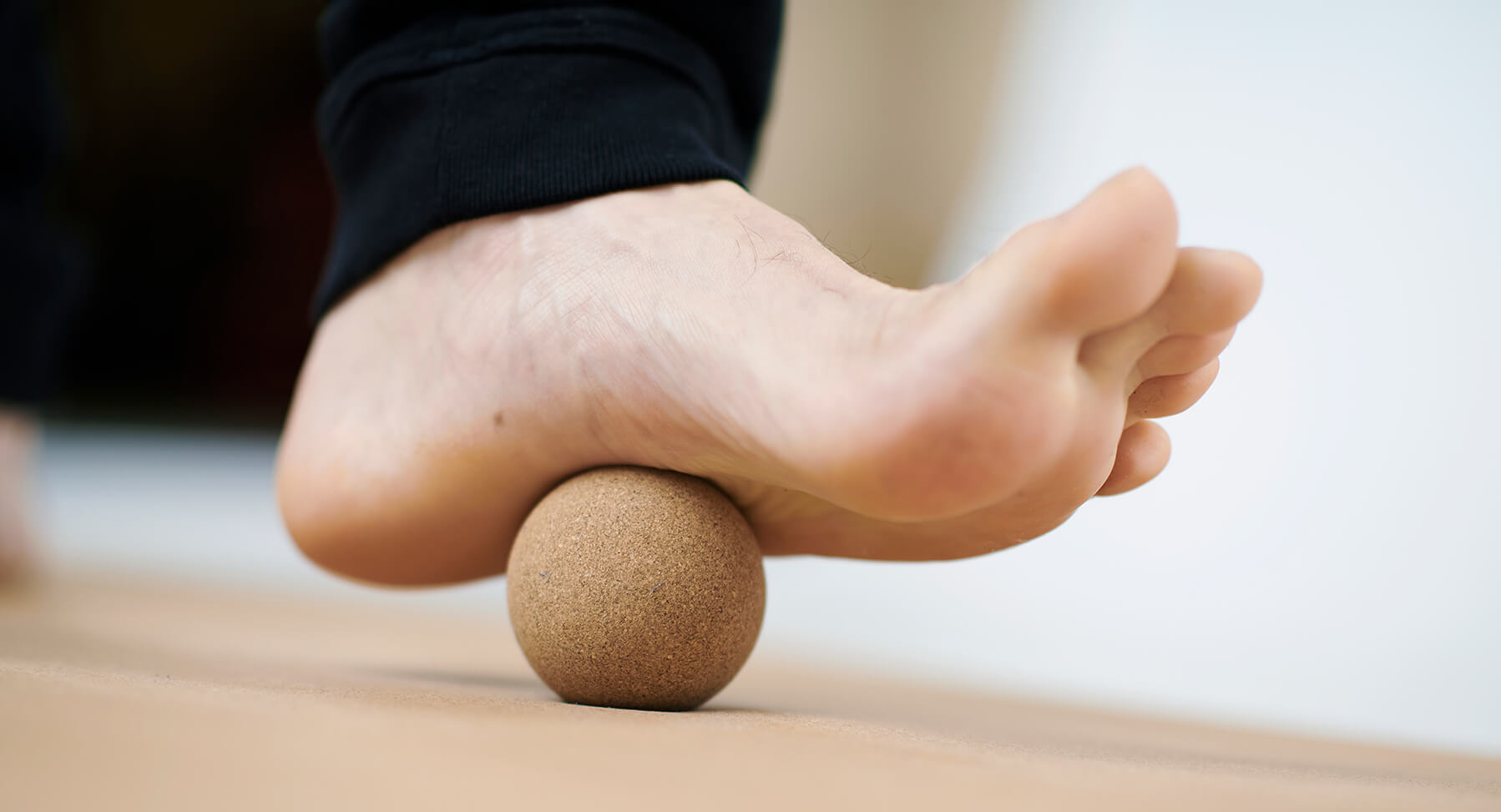 massage ball roller, spikey massage ball, peanut ball