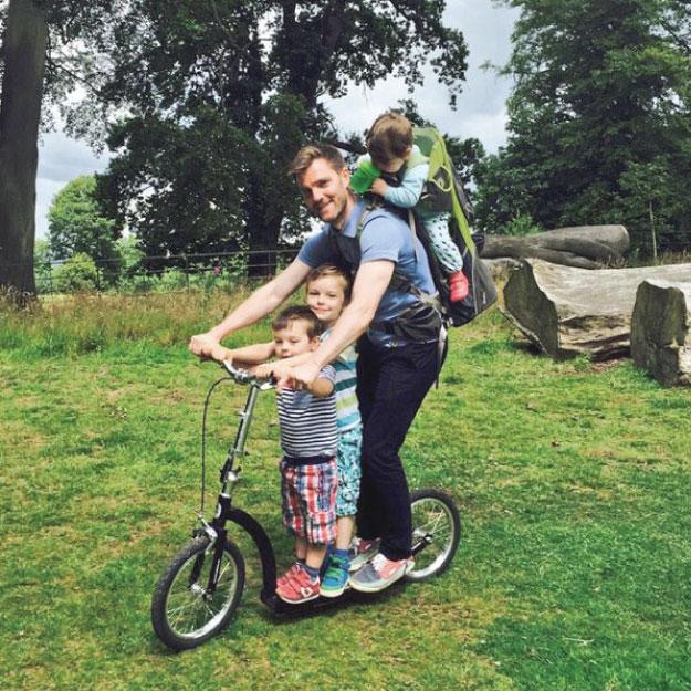 school run, scooter dad, kick scooter for dads, scooter with big wheels