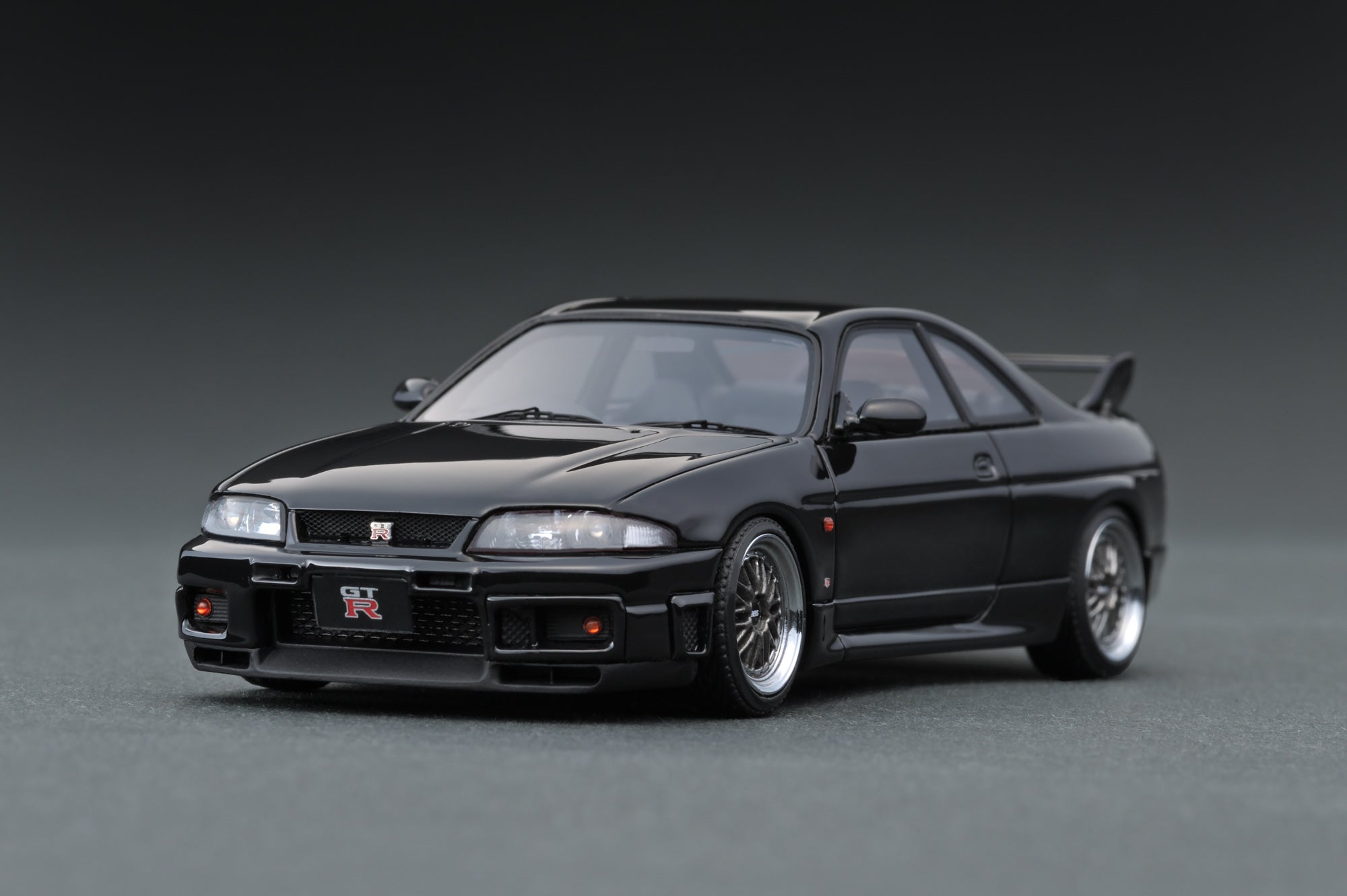 Ig1370 Nissan Skyline Gt R R33 V Spec Black Ignition Model